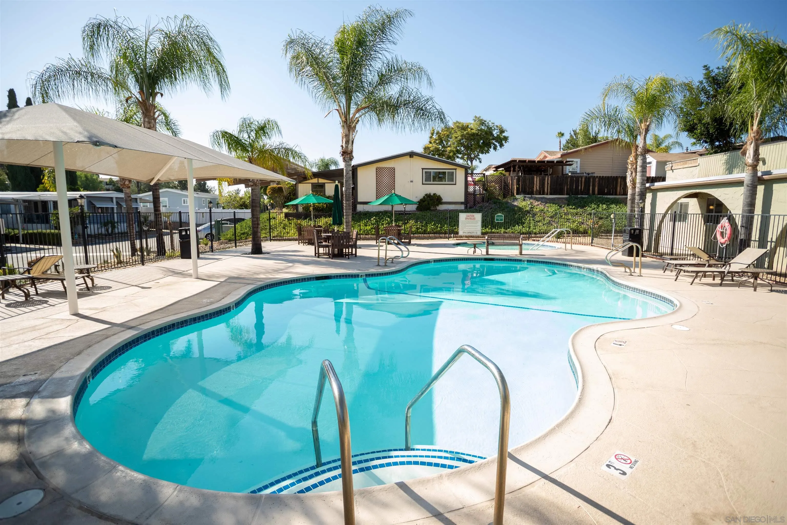 https://cdn.realtyfeed.com/cdn/127/260012014/22e8da37694a0e57230d8cabe9fcd6d1.webp