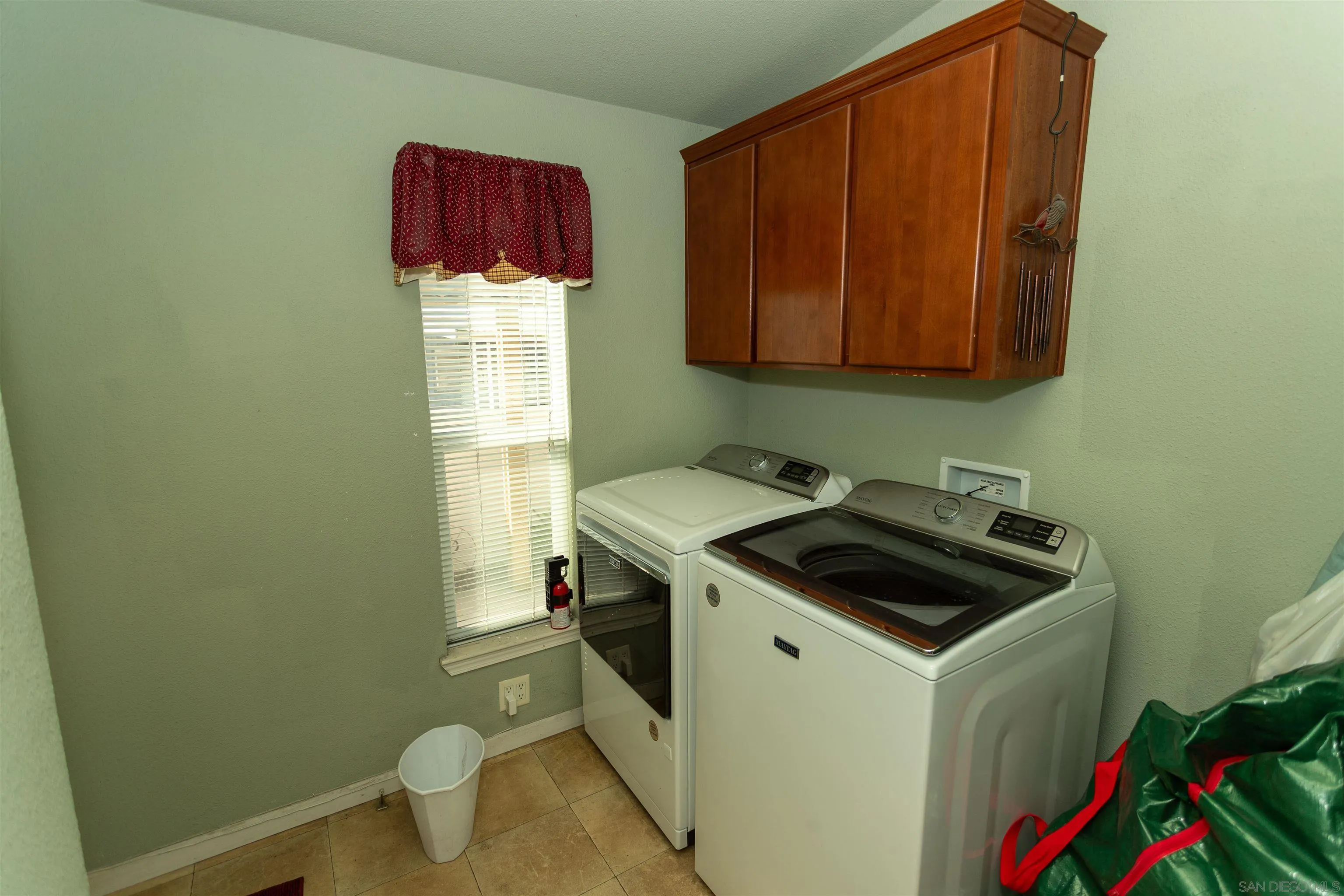 https://cdn.realtyfeed.com/cdn/127/260012014/24ff0cc35c5b95b015ec2202d5093e93.webp