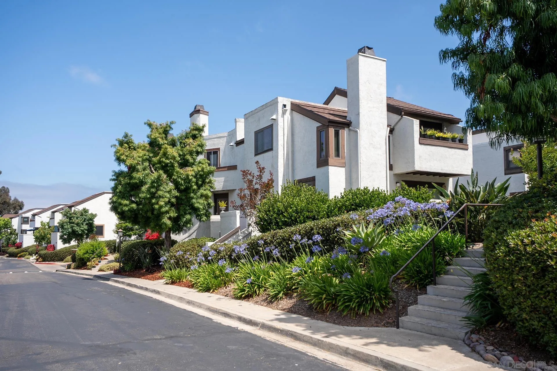 https://cdn.realtyfeed.com/cdn/127/260012022/1338d85c0678b372f03a35319373732b.webp