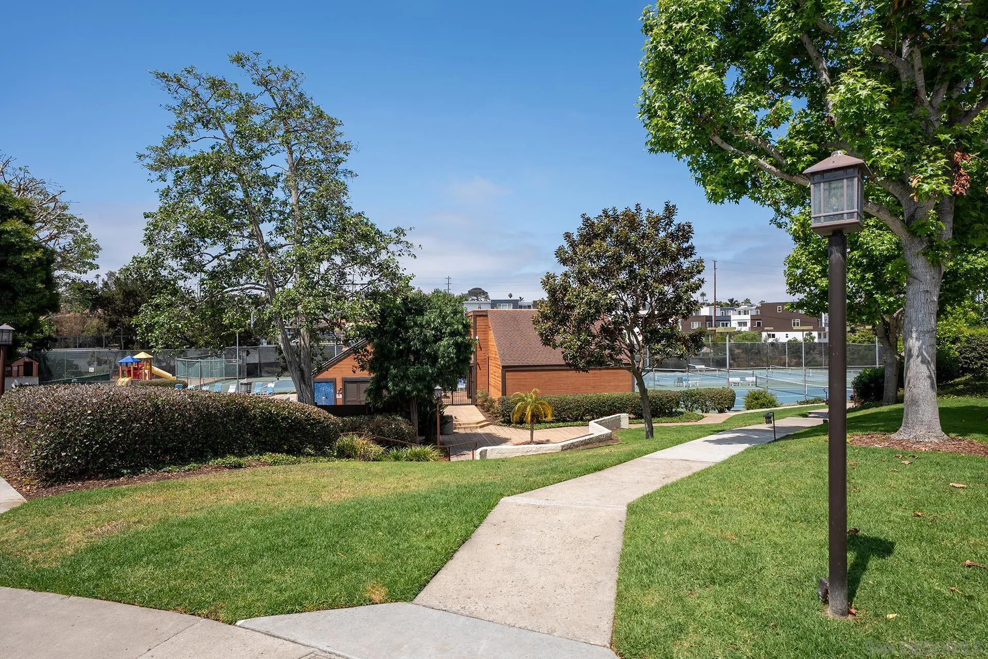 https://cdn.realtyfeed.com/cdn/127/260012022/7138e2df2afaed9f073474f0e5583fde.webp