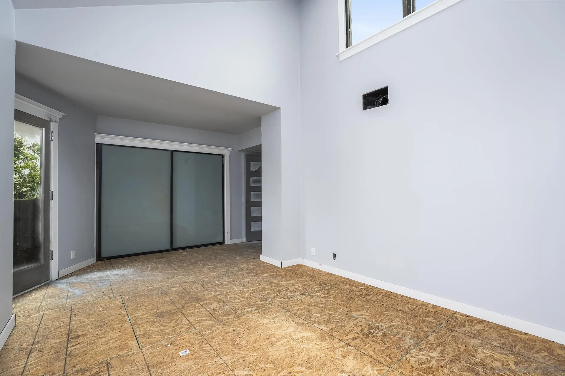 https://cdn.realtyfeed.com/cdn/127/260012022/73f15638a4b36afc845737b1d2dd567b.webp