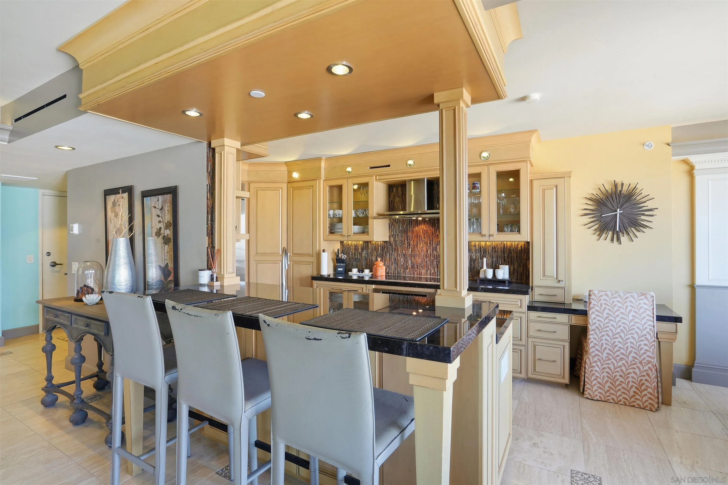 Photo #15: 260012024 Listing: Photo #15