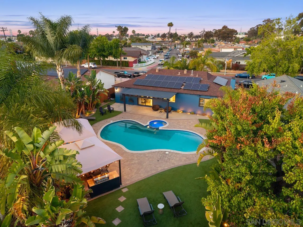 https://cdn.realtyfeed.com/cdn/127/260012027/0172f668d224261fbf3f3382ff2ca91d.webp