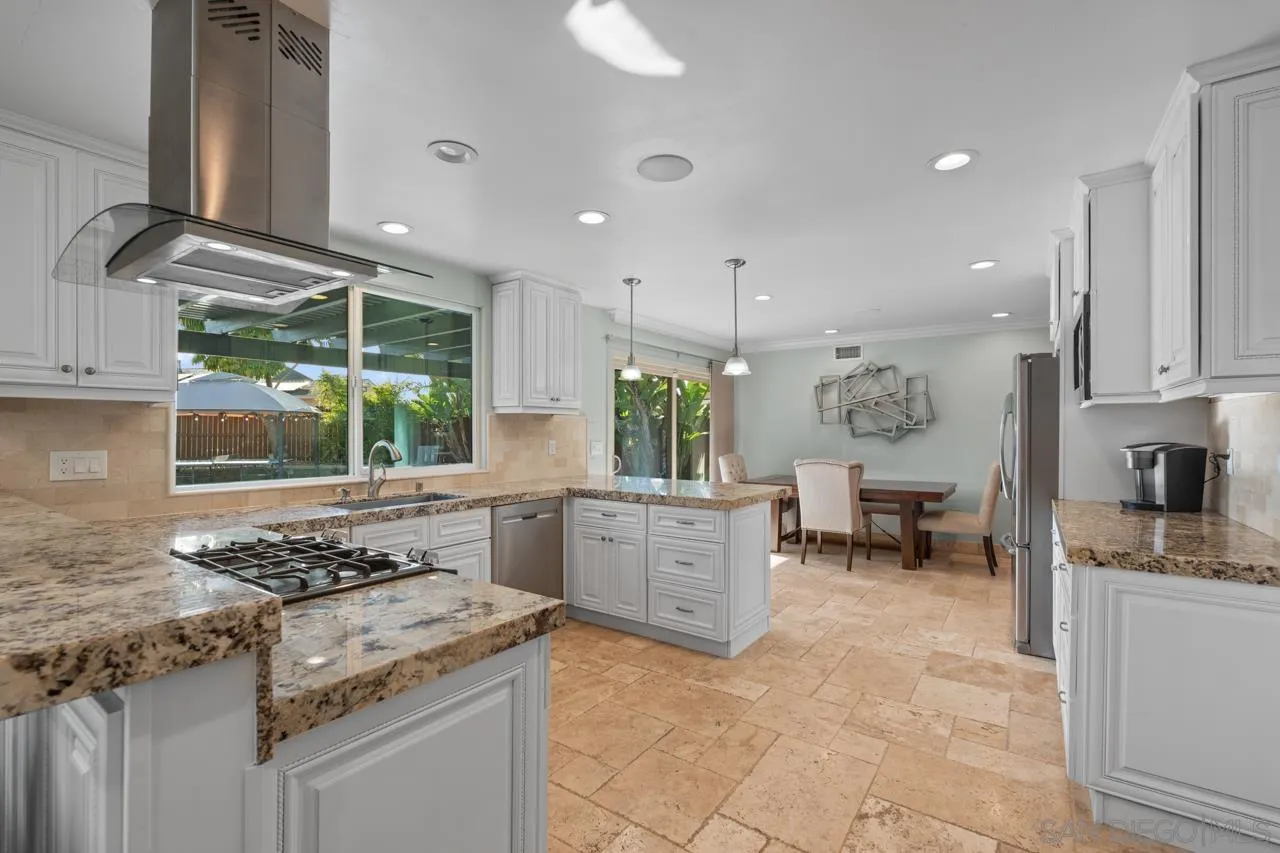 https://cdn.realtyfeed.com/cdn/127/260012027/1198abb1001f5ab72b242170985adc95.webp