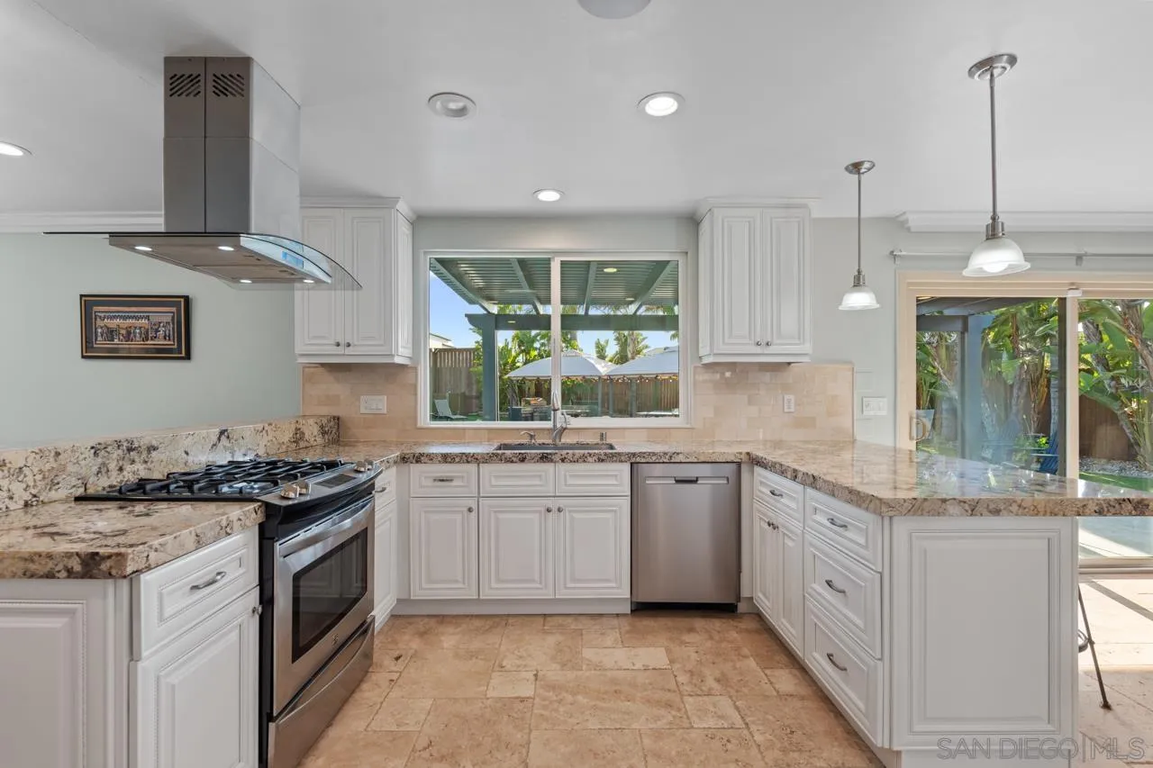 https://cdn.realtyfeed.com/cdn/127/260012027/6a0d97c2f85b50a830c65471e547ef13.webp