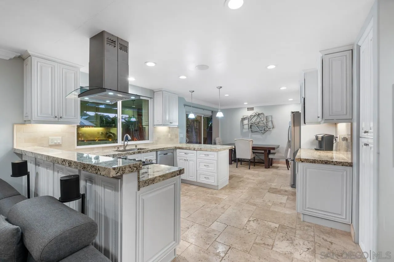 https://cdn.realtyfeed.com/cdn/127/260012027/7792f0a06017b71f7e3dccf8337dbd3d.webp