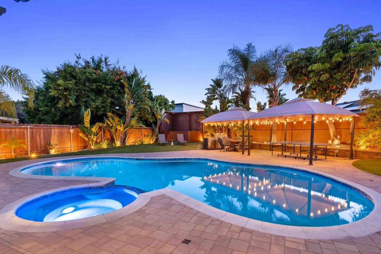 https://cdn.realtyfeed.com/cdn/127/260012027/fd924c12ac0ae49d7624b5a06a16e191.webp