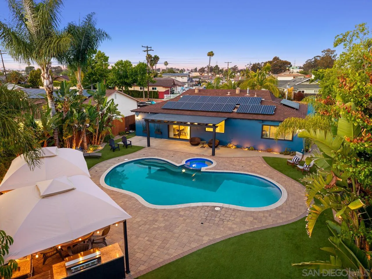 https://cdn.realtyfeed.com/cdn/127/260012027/feb80e1f707a24f3bb7235f298d77891.webp