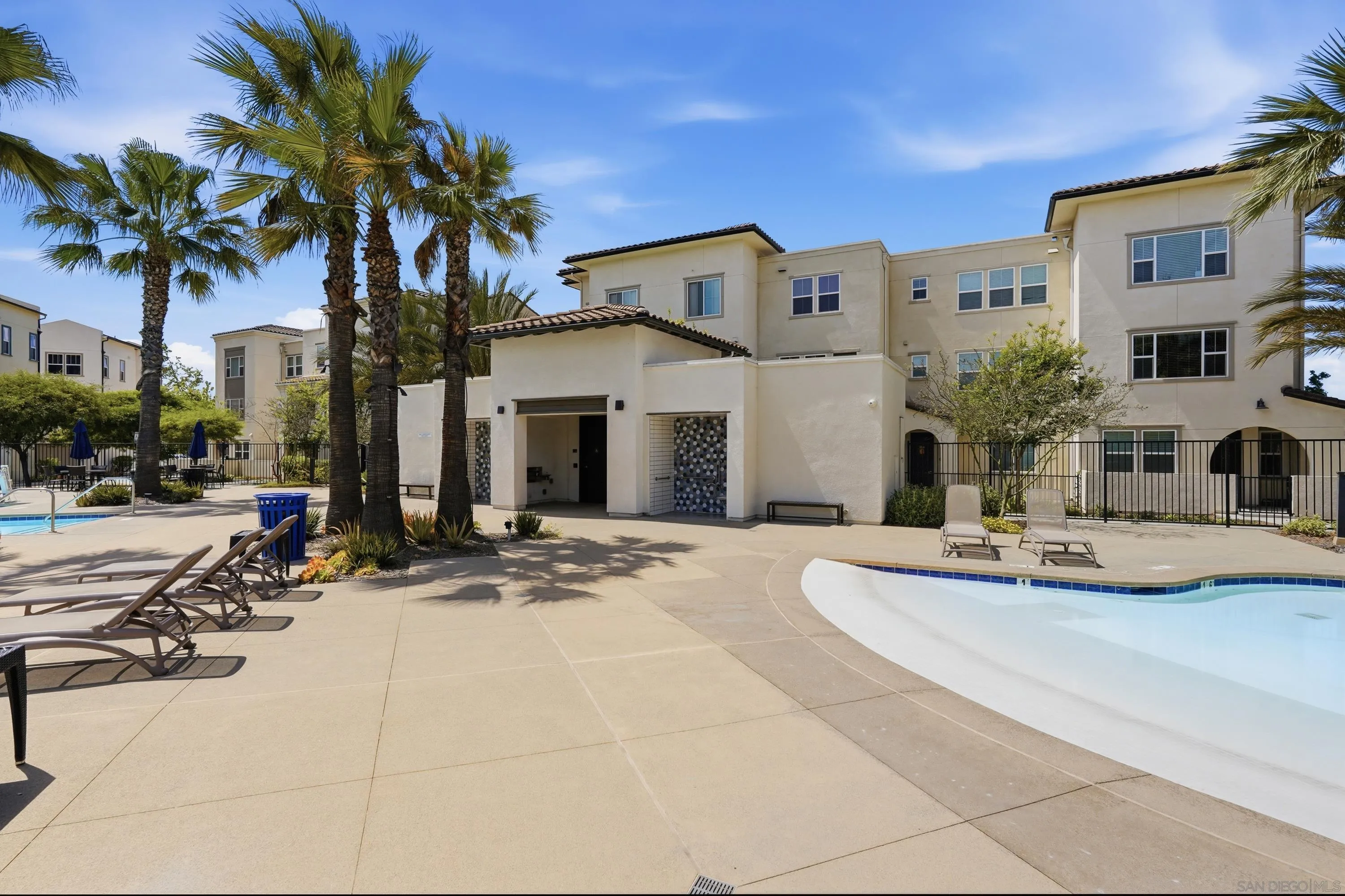 https://cdn.realtyfeed.com/cdn/127/260012033/1ac5c005f723acf69ec48f210181e1fe.webp