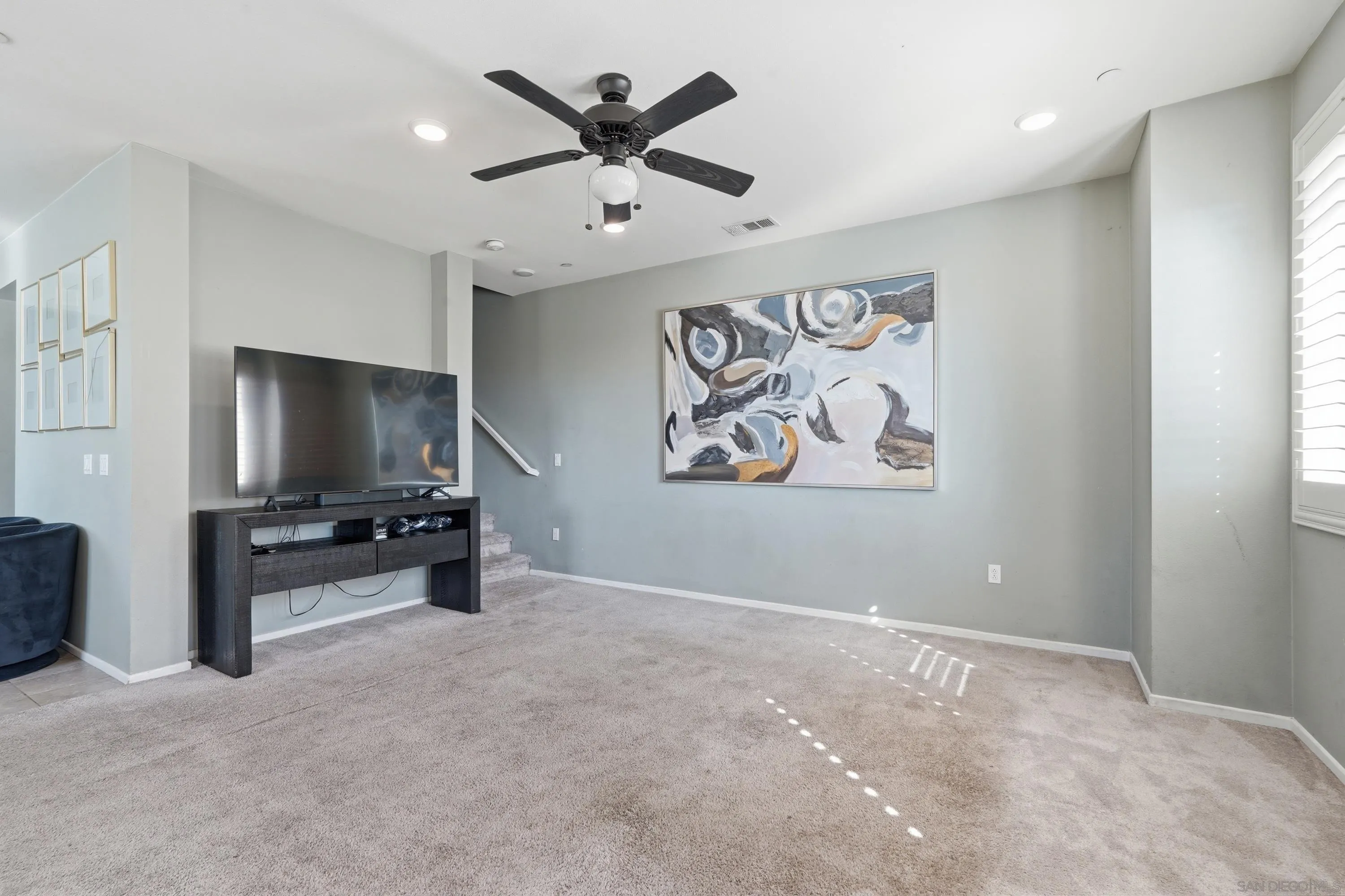 https://cdn.realtyfeed.com/cdn/127/260012033/2606bf40eb341813b7c82214247606cd.webp