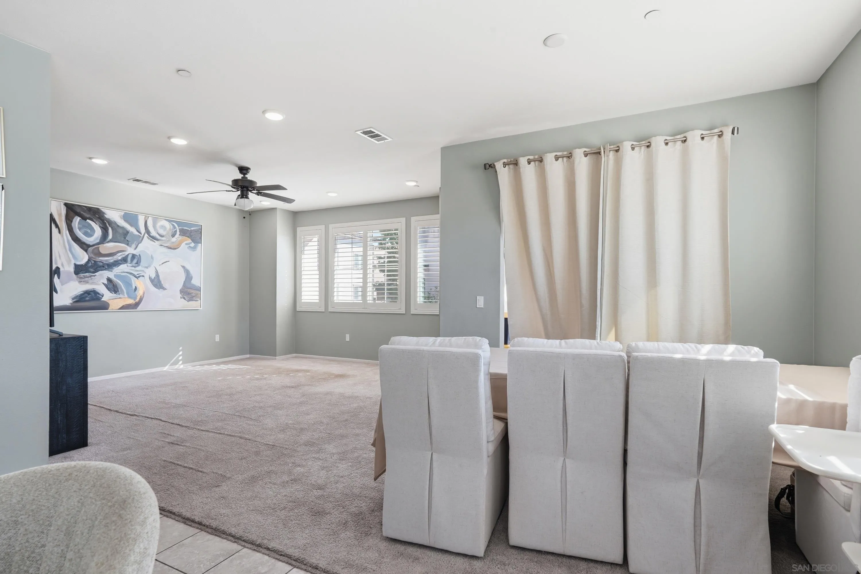 https://cdn.realtyfeed.com/cdn/127/260012033/f2a6d72db5219c9f478d53b4cd85fcb2.webp