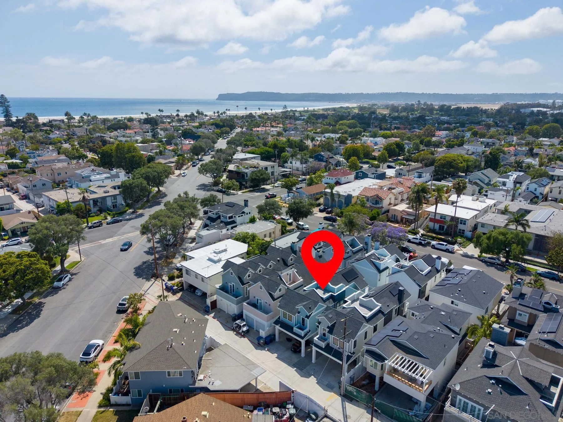 https://cdn.realtyfeed.com/cdn/127/260012043/e76a62d87cdb60d236a208e6d1eda649.webp