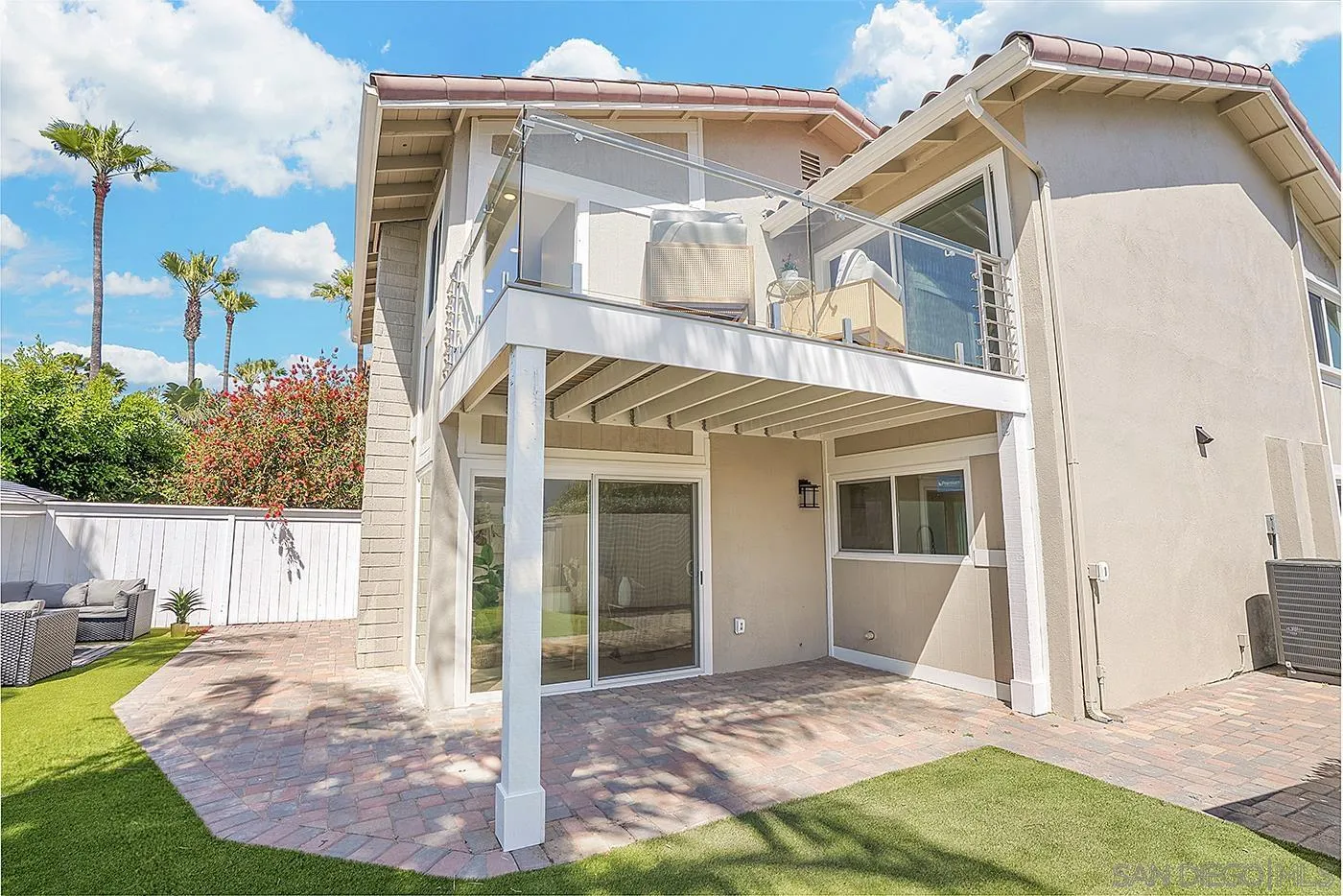 https://cdn.realtyfeed.com/cdn/127/260012050/80dc4b4ea7c9e1f0702c22b9447d06bf.webp