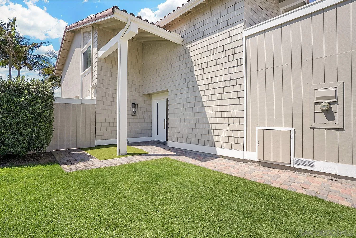 https://cdn.realtyfeed.com/cdn/127/260012050/acbe0f11312cadd09416f42f7d765dc4.webp