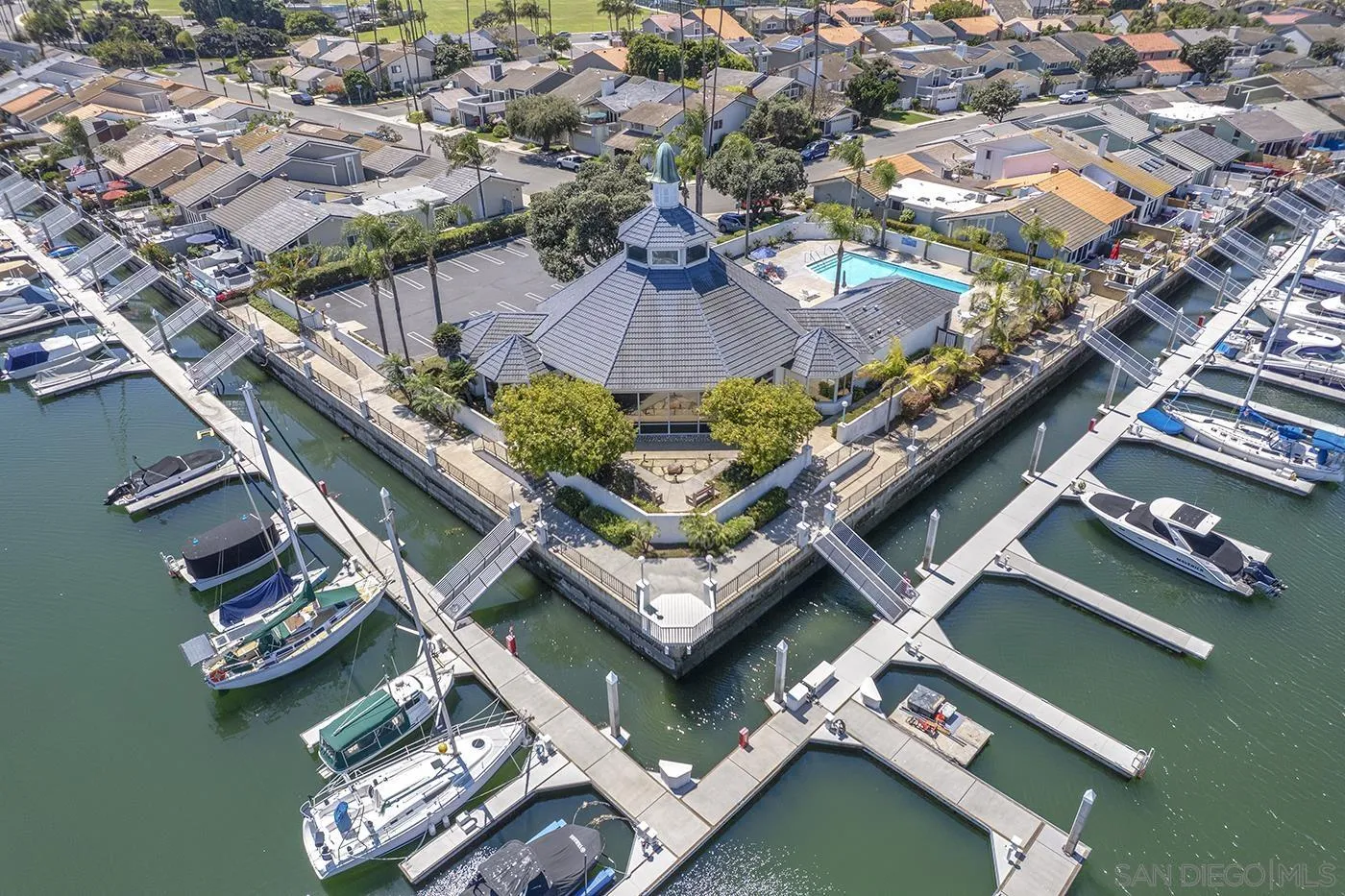 https://cdn.realtyfeed.com/cdn/127/260012050/daddb27fed0c82bbd82a8d08152d3a1f.webp