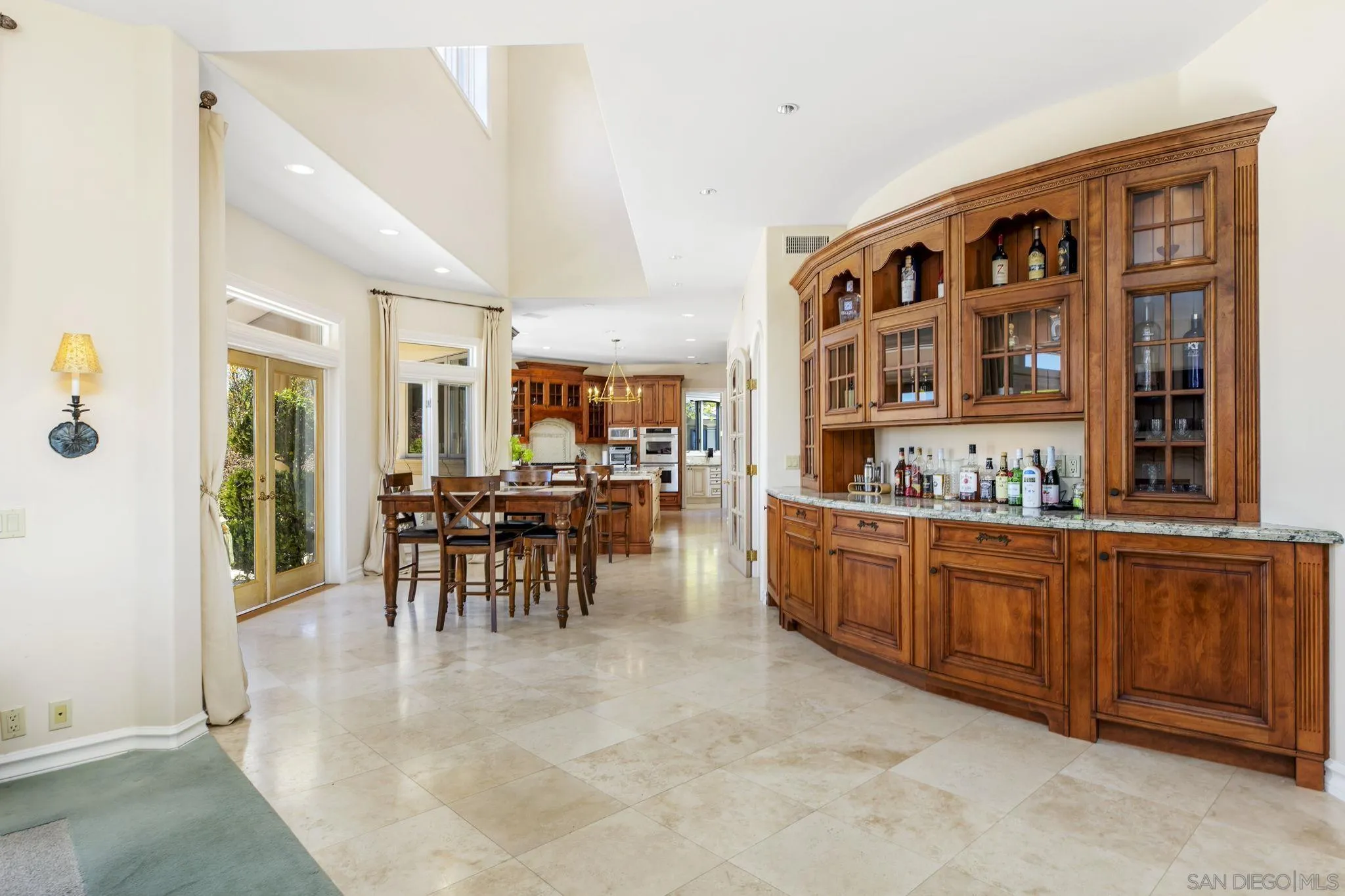 https://cdn.realtyfeed.com/cdn/127/260012051/1670f831ad59612711f2de574dba37e5.webp