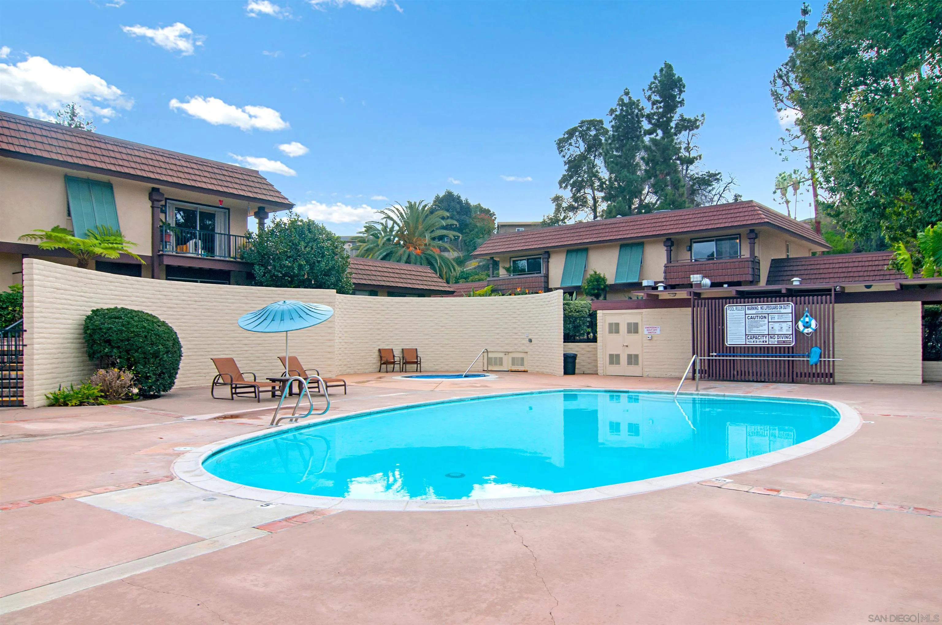 https://cdn.realtyfeed.com/cdn/127/260012052/6f8ec4dac6261ca14abad90ff70040ff.webp