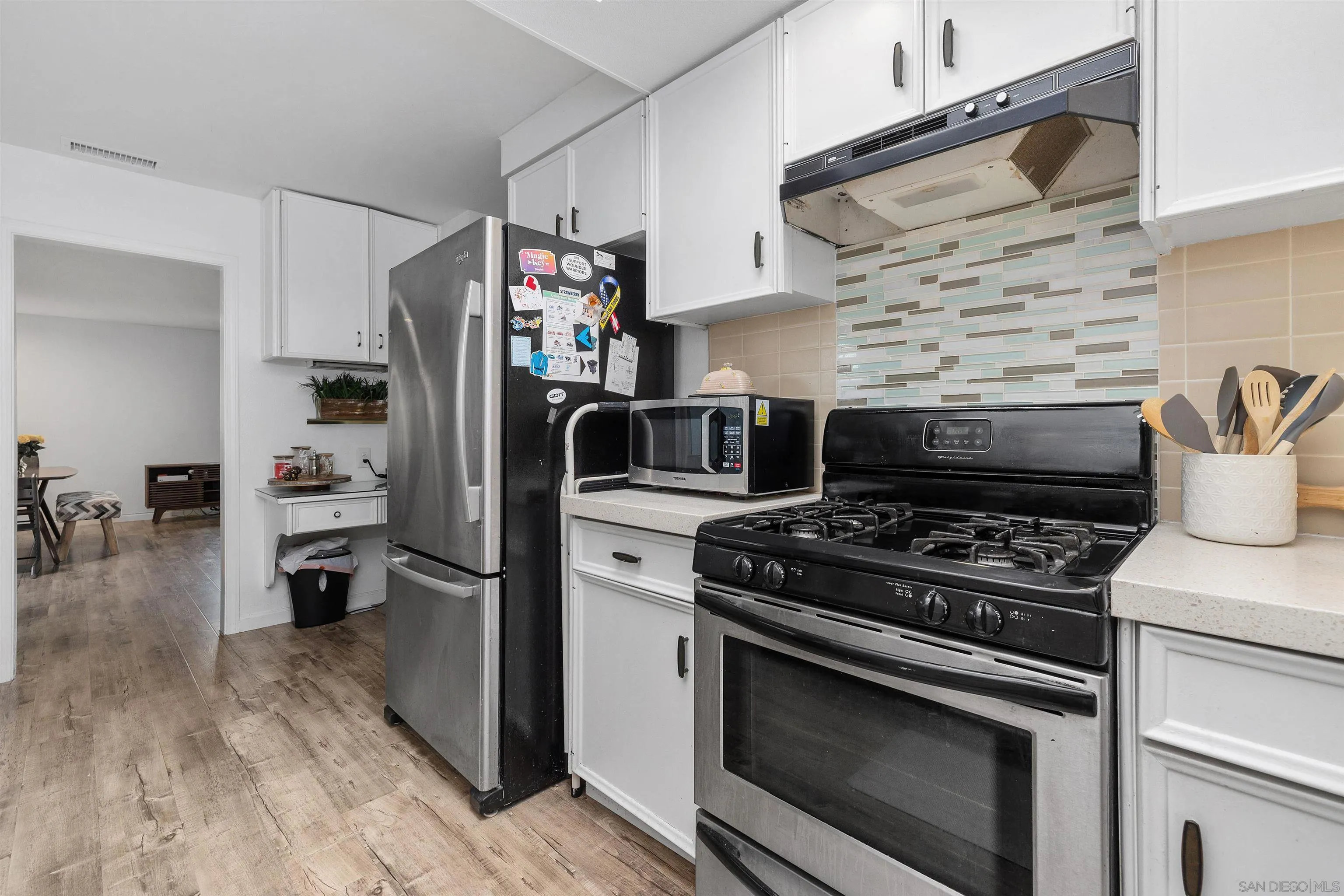 https://cdn.realtyfeed.com/cdn/127/260012052/ce02af633e782ee2dacdc361e0dfced6.webp