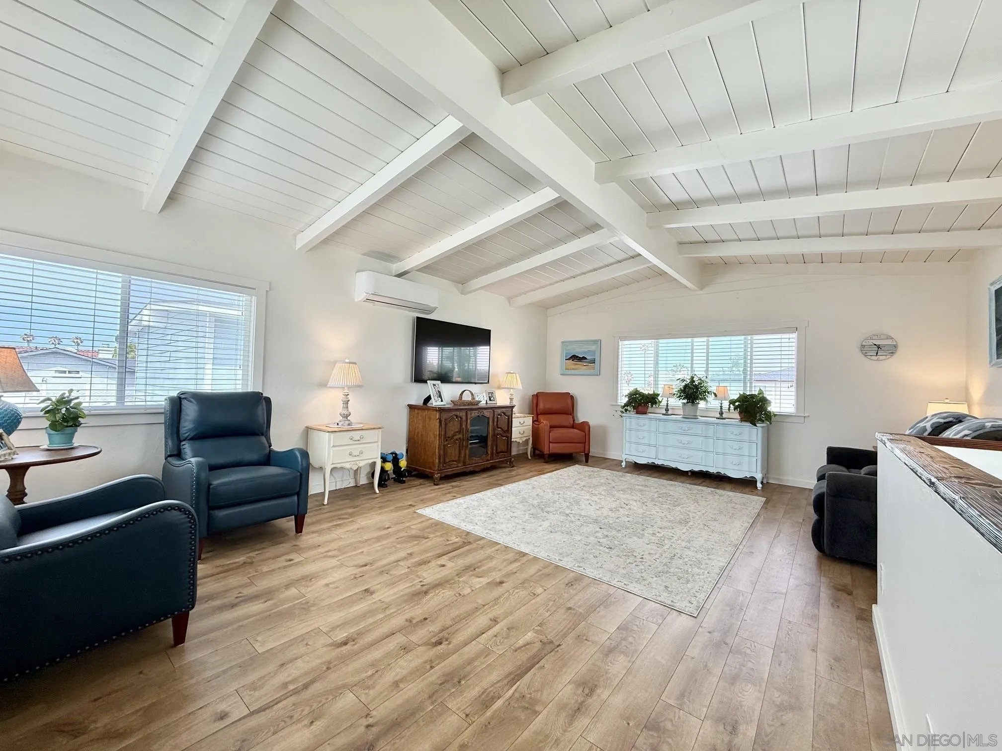 https://cdn.realtyfeed.com/cdn/127/260012053/6552ba08efc90edc4de2f34d5aa7ac28.webp