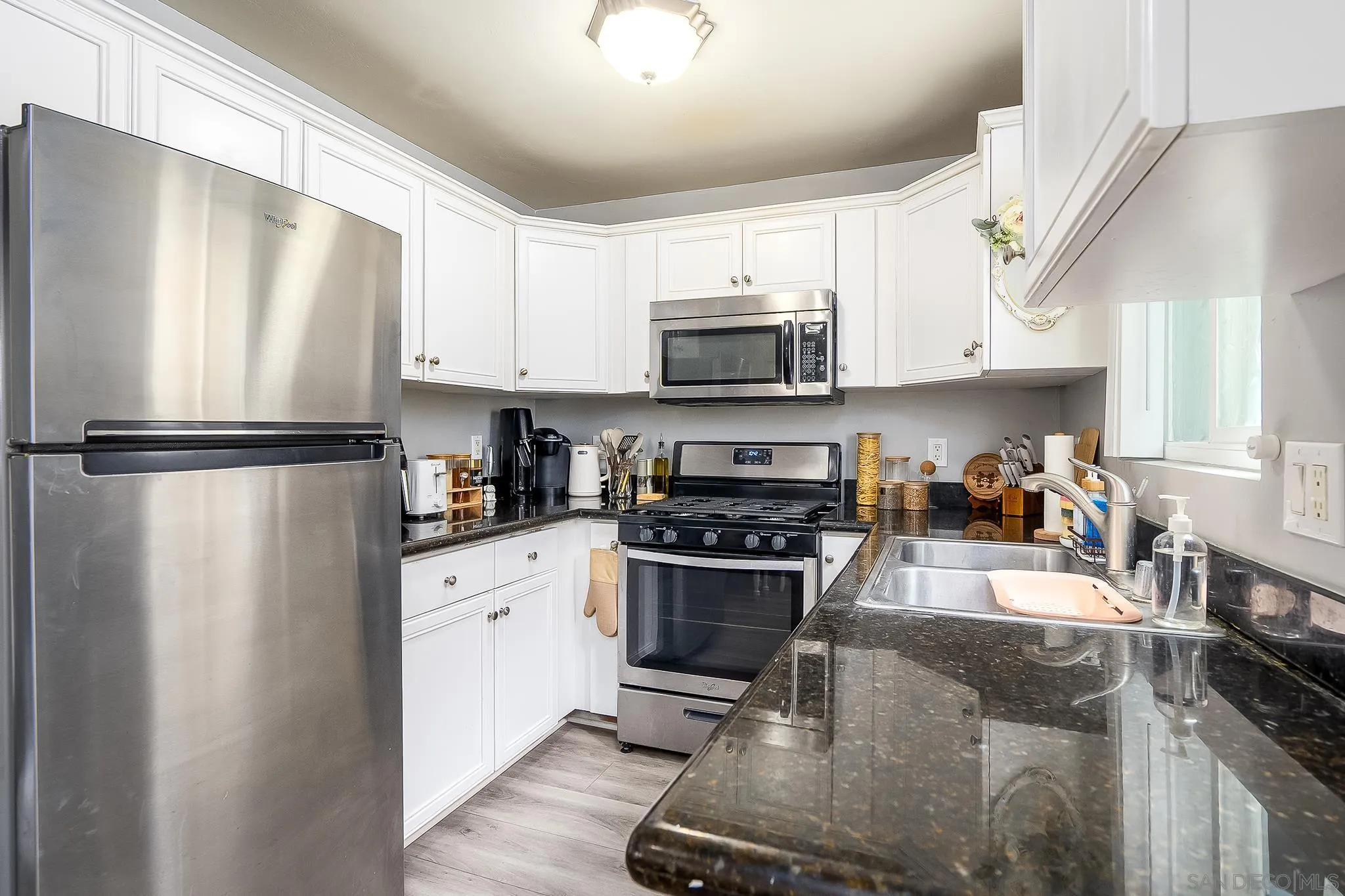 Photo #10: 260012056 Listing: Photo #10