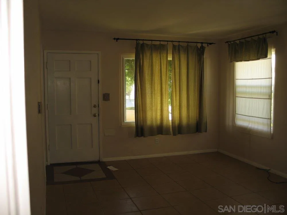 https://cdn.realtyfeed.com/cdn/127/260012061/50222f99546a6098a2fa47d49cfea4d5.webp