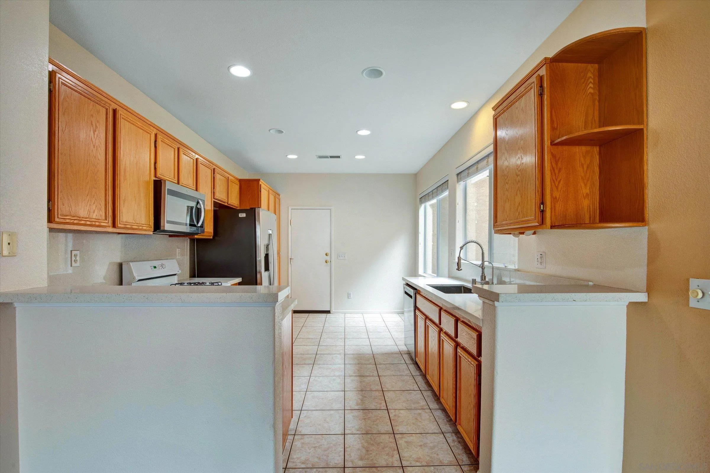 Photo #13: 260012064 Listing: Photo #13