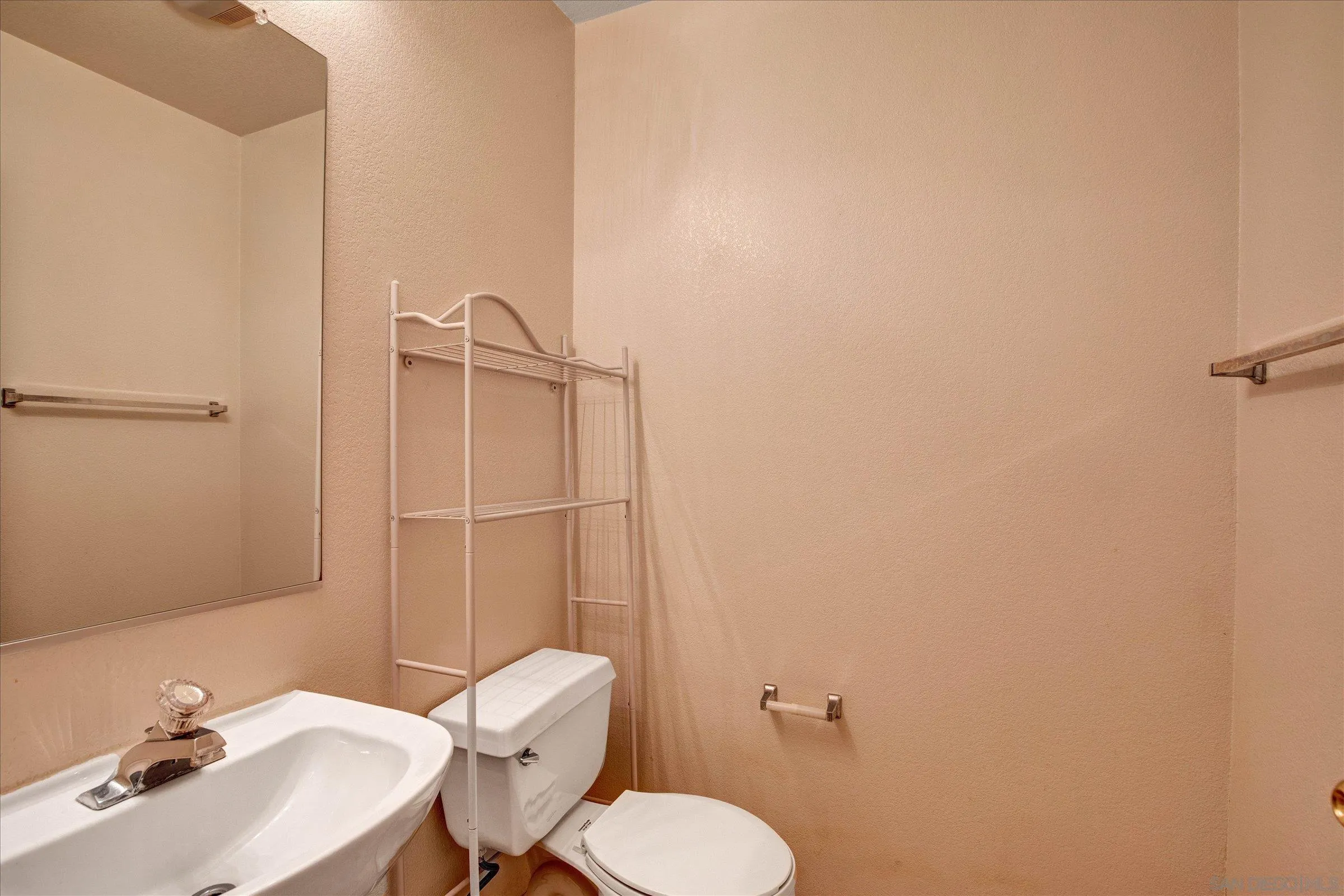 Photo #19: 260012064 Listing: Photo #19