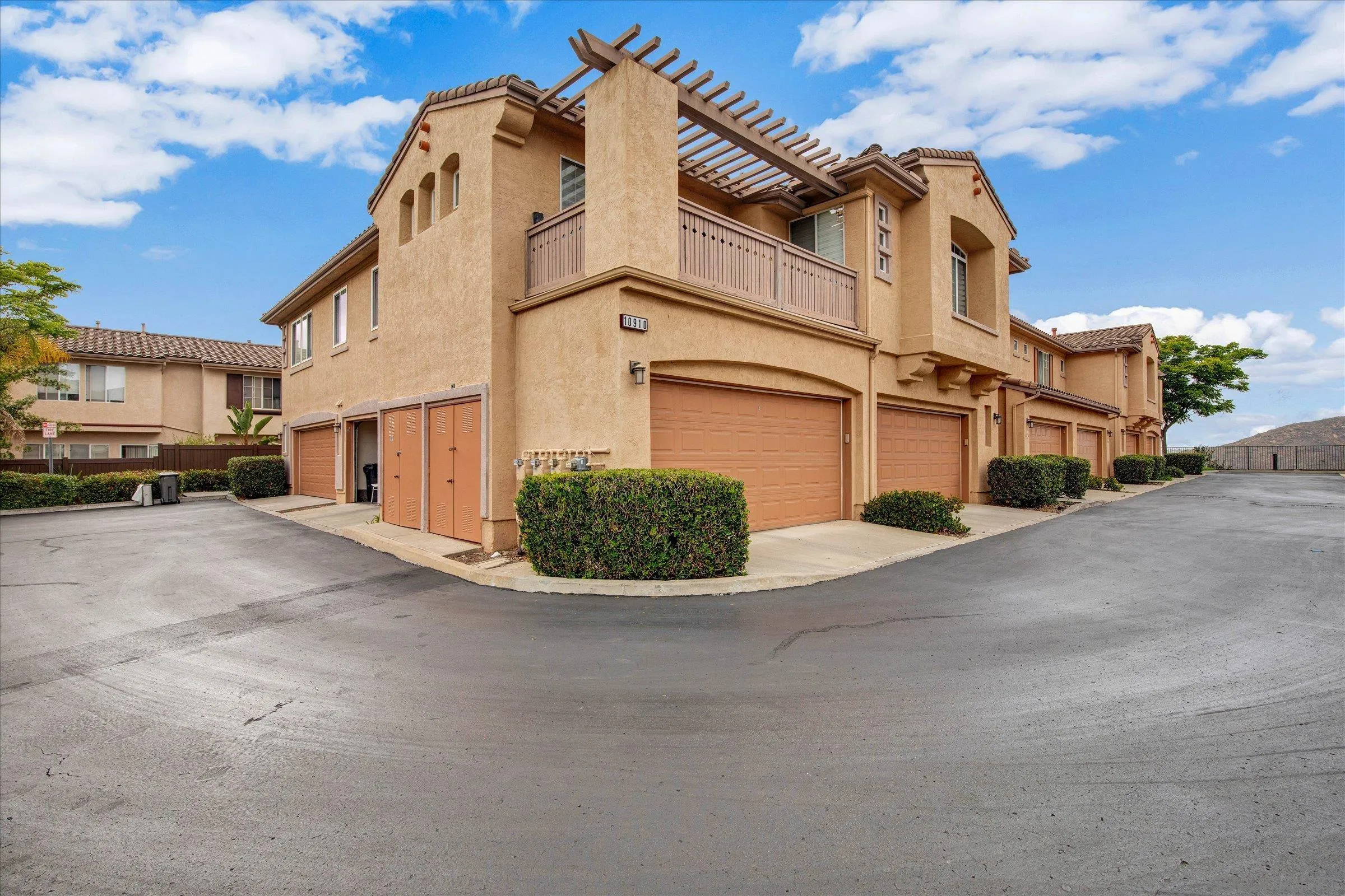 Photo #3: 260012064 Listing: Photo #3