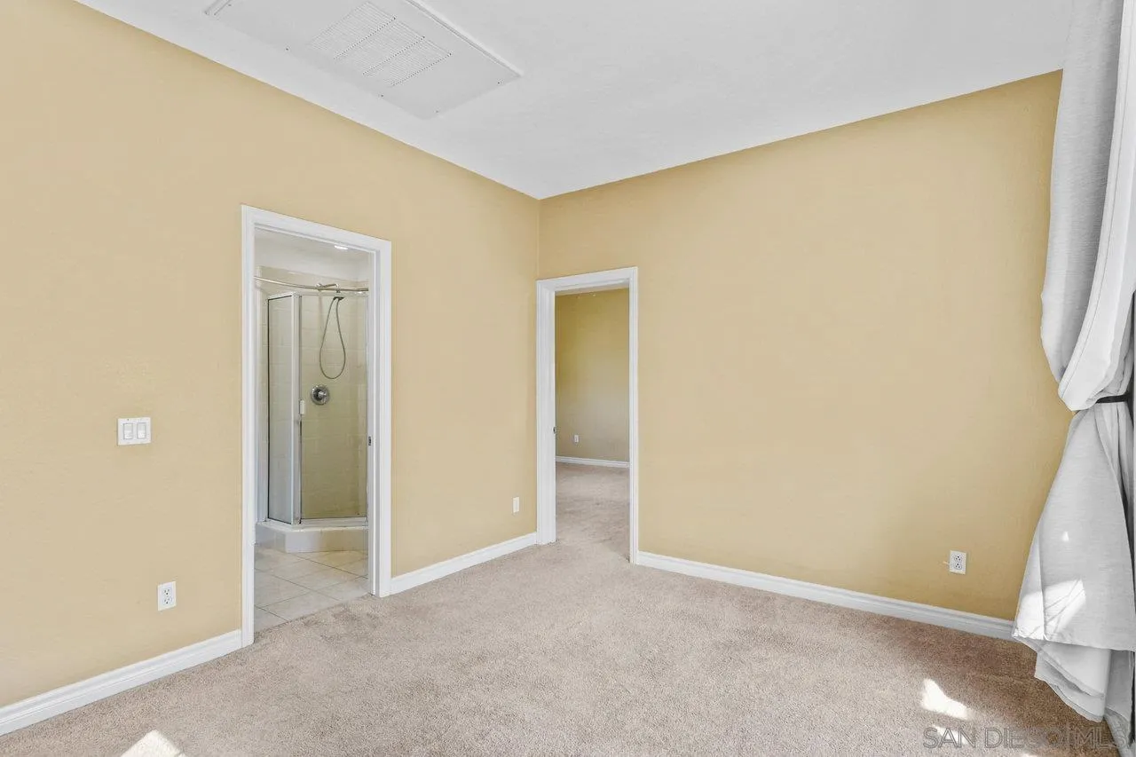 https://cdn.realtyfeed.com/cdn/127/260012067/0ed91dfdcdb772179315f3a8ab338d9a.webp