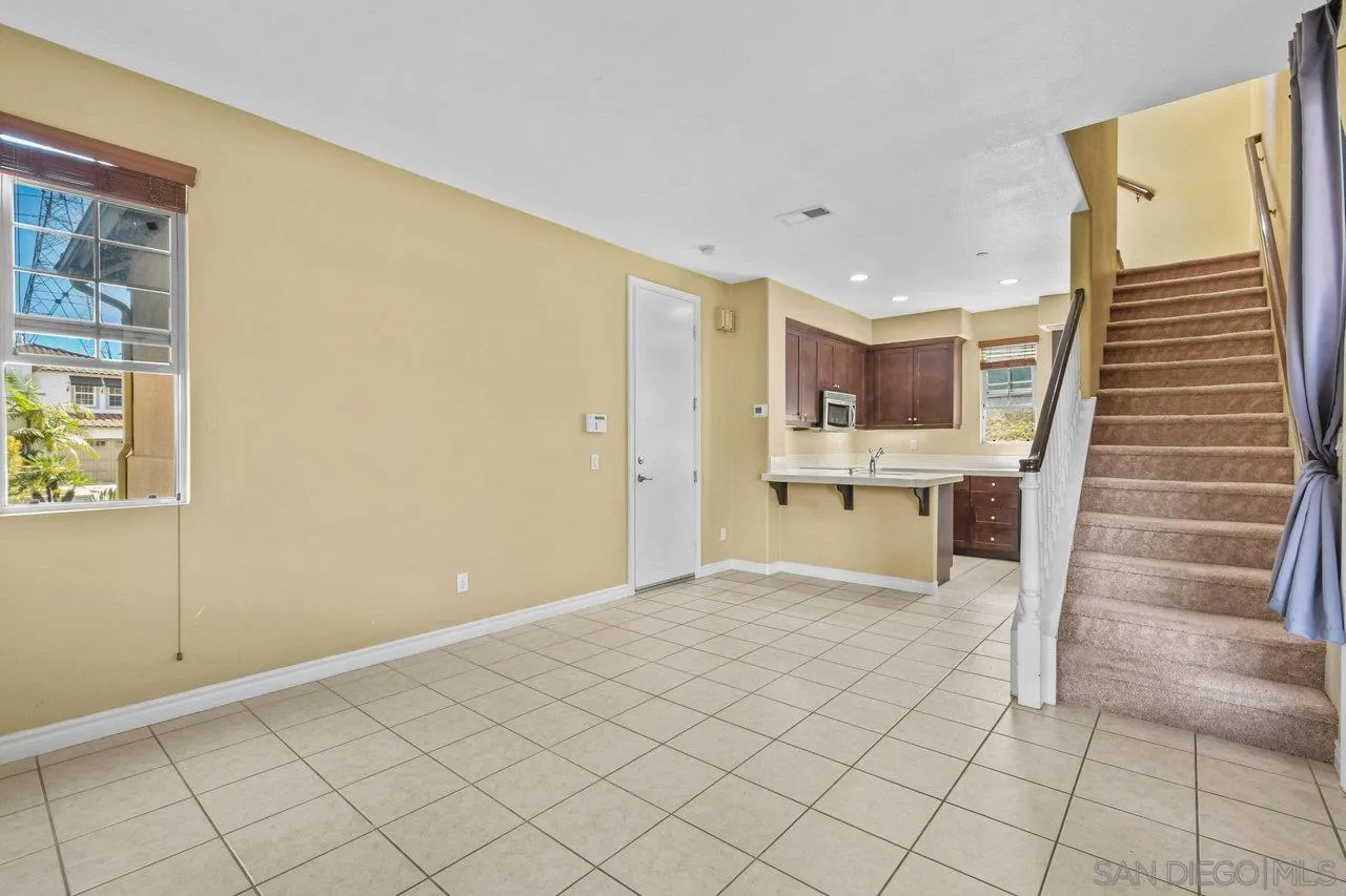 https://cdn.realtyfeed.com/cdn/127/260012067/2c6dda3c9c065fc03ddb67f6ff727aef.webp
