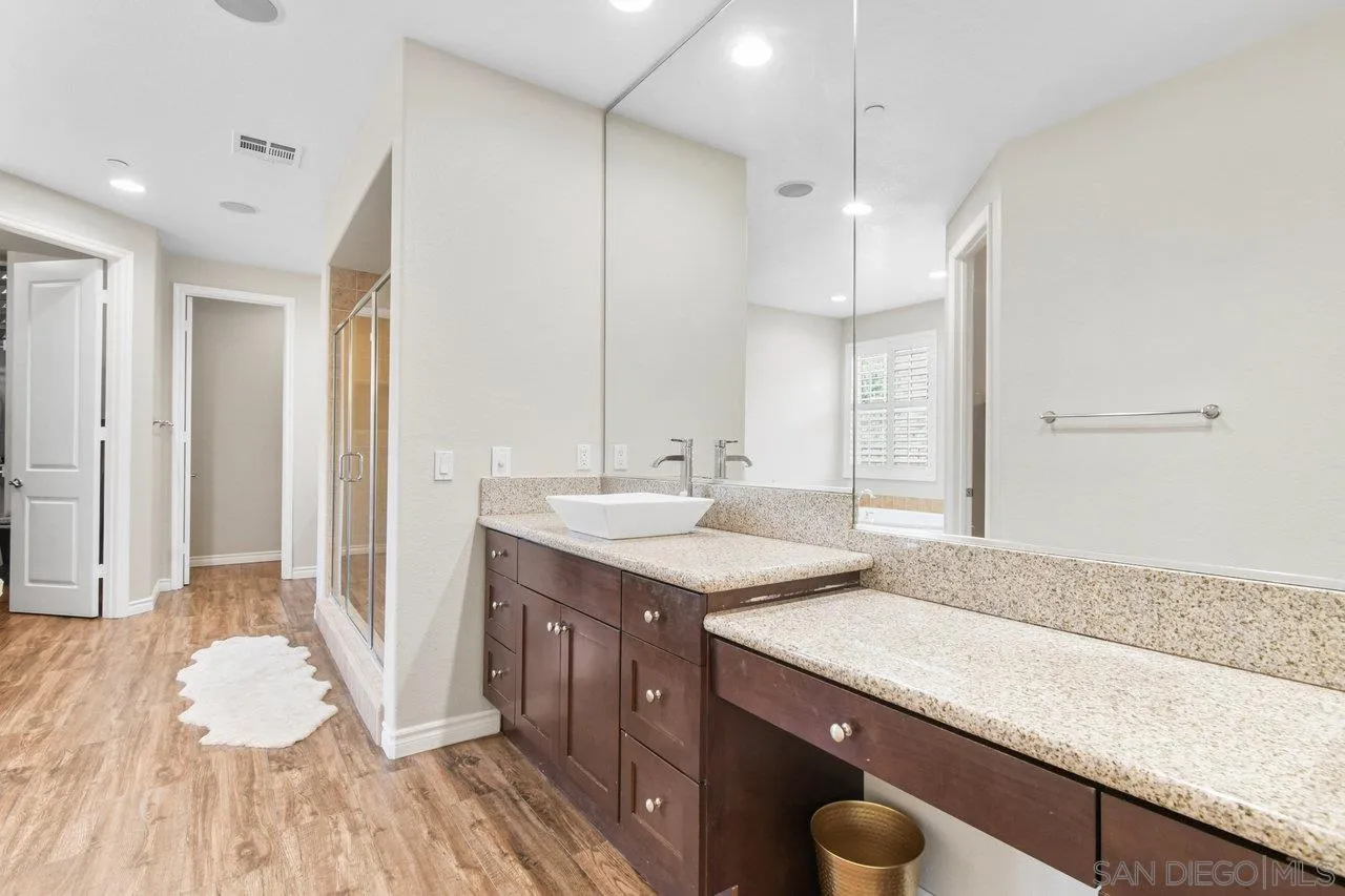 https://cdn.realtyfeed.com/cdn/127/260012067/407008de9c7e259290b21c2fb3166211.webp