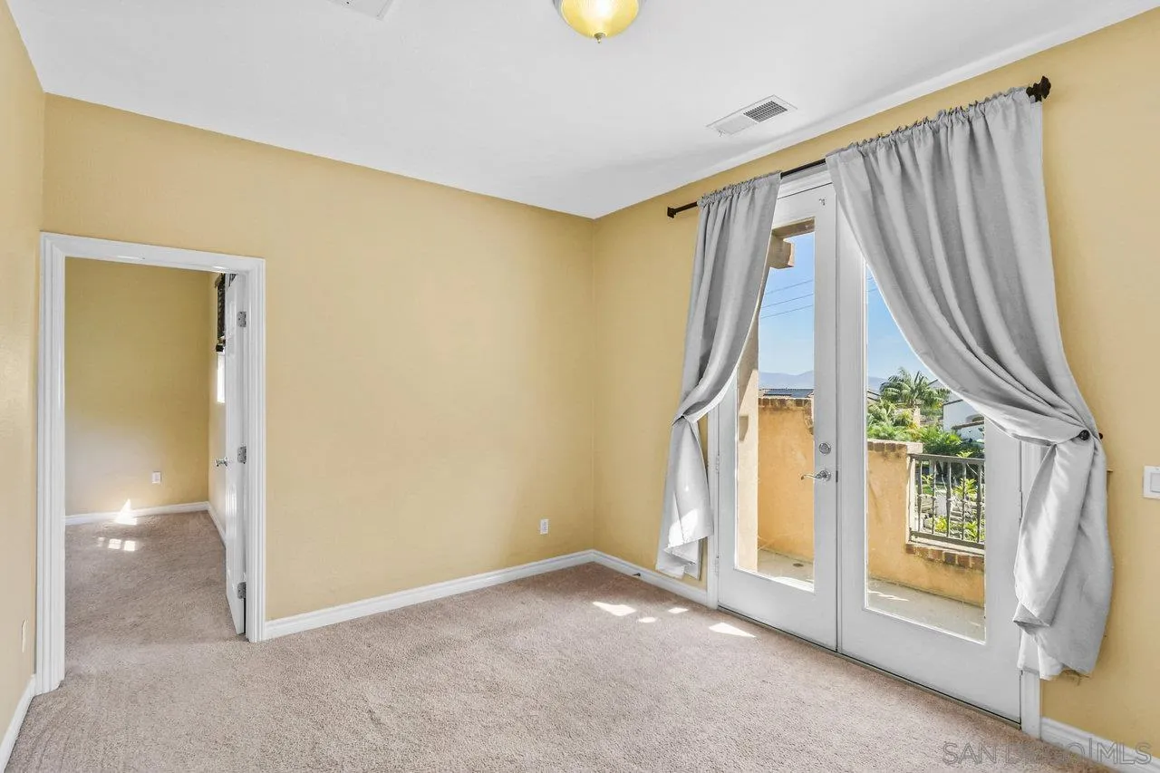 https://cdn.realtyfeed.com/cdn/127/260012067/5a67b7f0ca9c2eed0e6a177586e4ed0f.webp