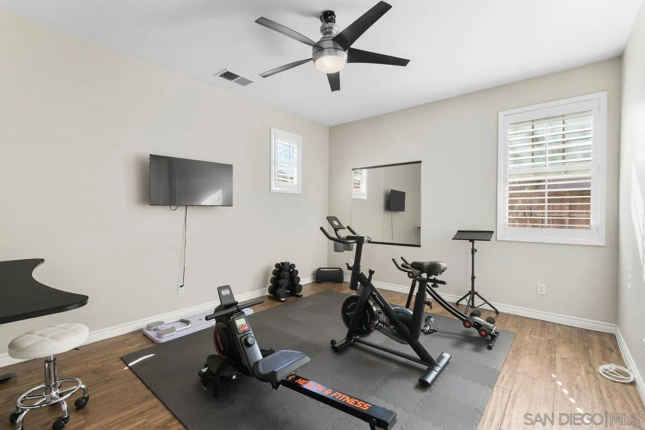 https://cdn.realtyfeed.com/cdn/127/260012067/c886f920c2b83a22db87a0196bf55c63.webp
