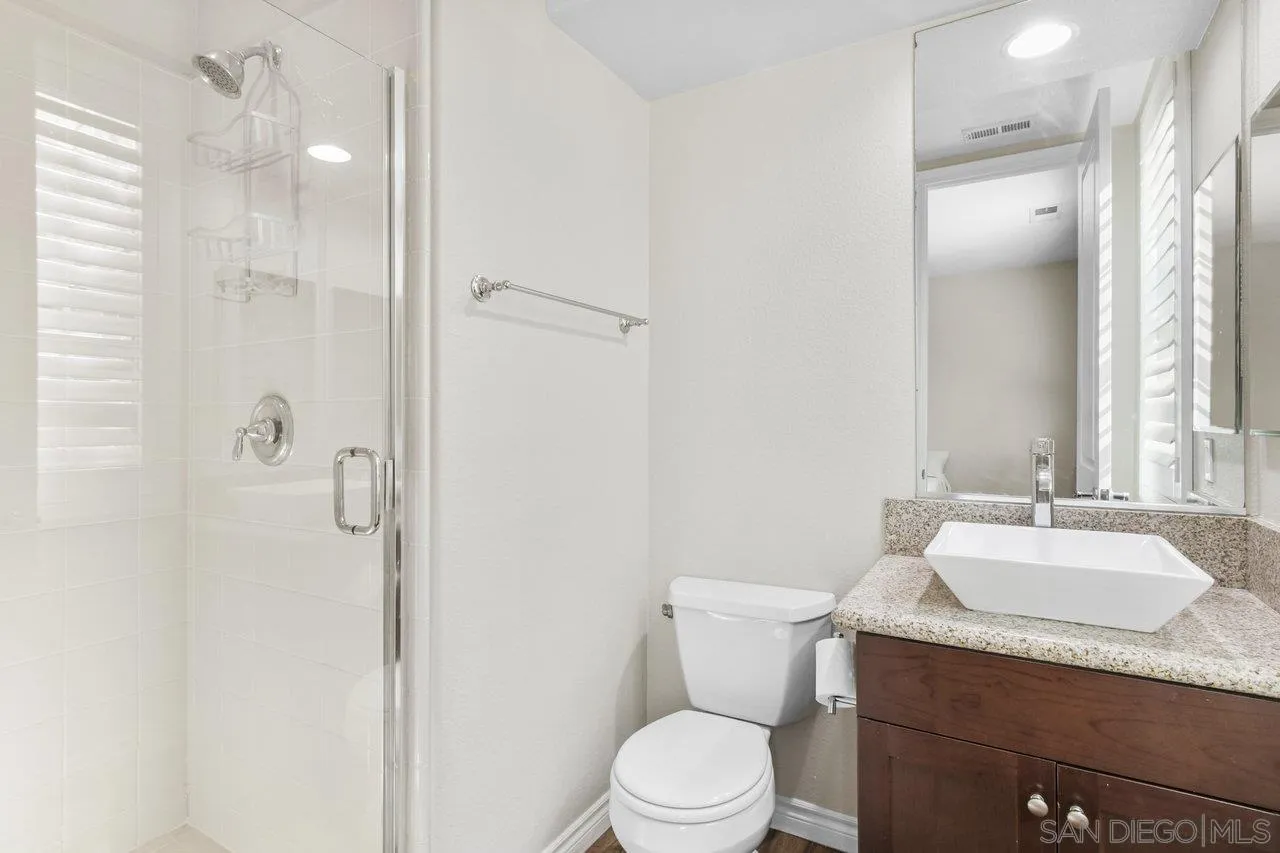 https://cdn.realtyfeed.com/cdn/127/260012067/d430ebdb45a7948ab62927a3facb724b.webp