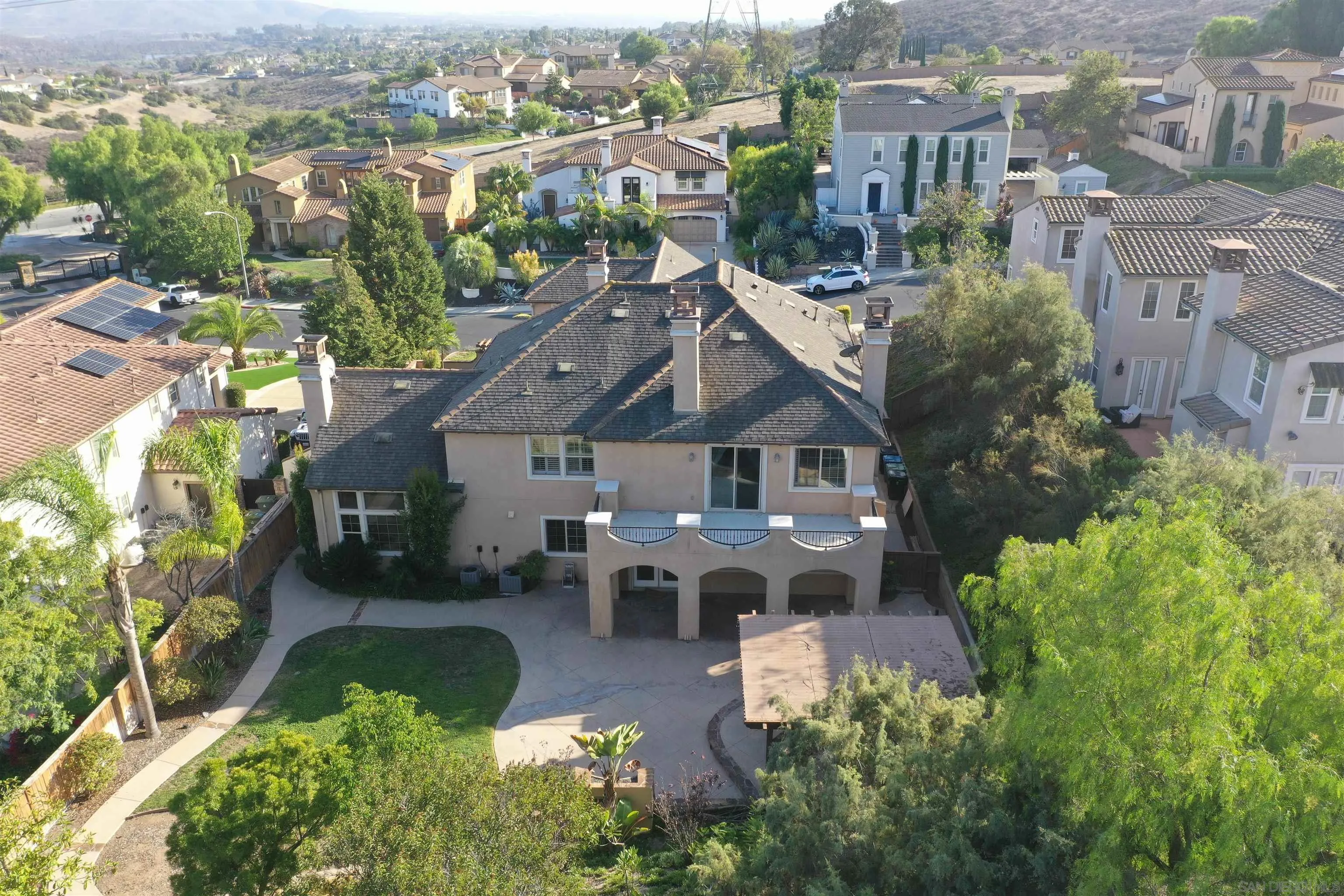 https://cdn.realtyfeed.com/cdn/127/260012067/e4bcfb756203f9f9ef709366548bde3d.webp