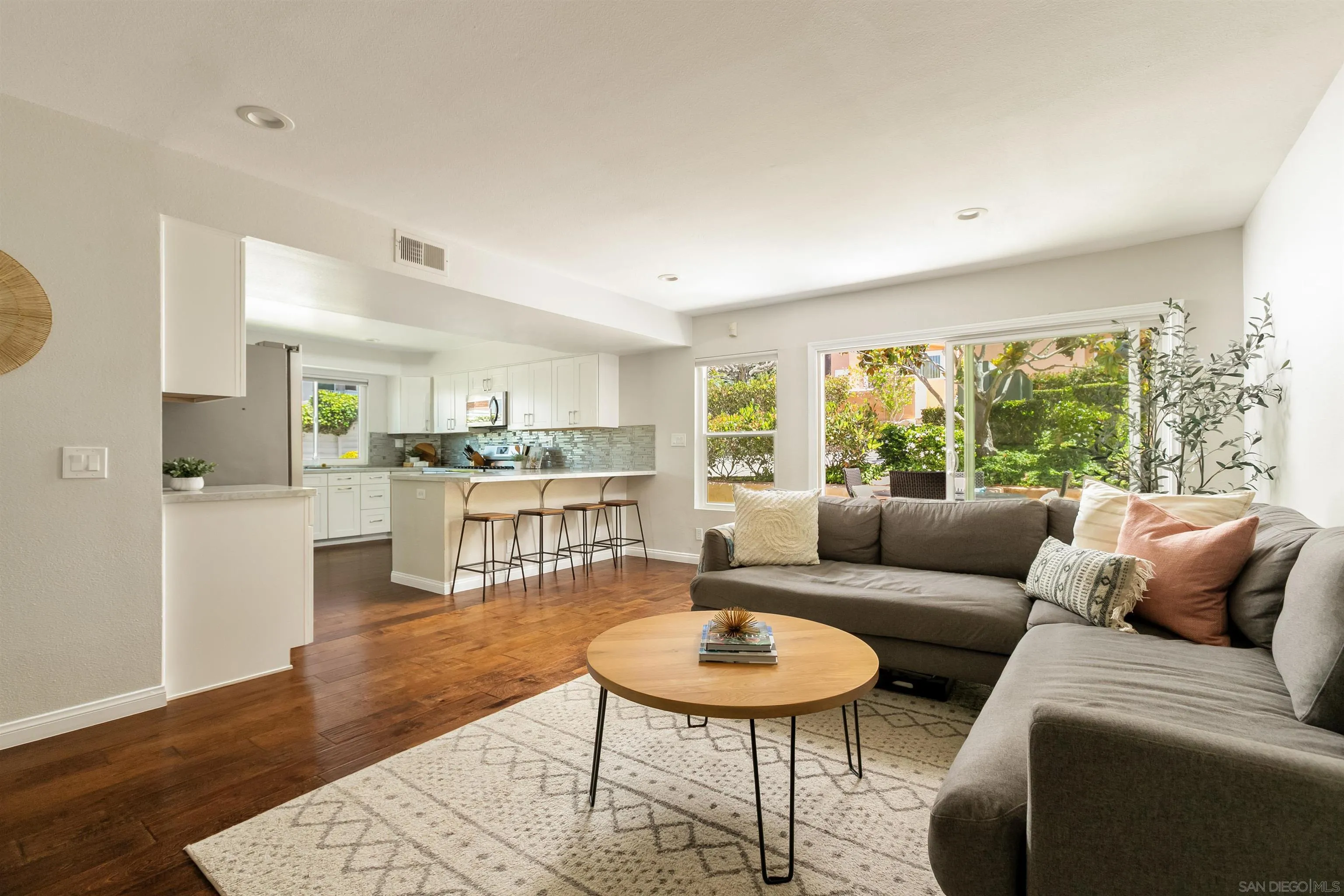 Photo #11: 260012068 Listing: Photo #11