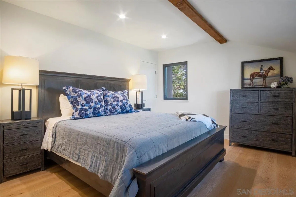 https://cdn.realtyfeed.com/cdn/127/260012078/c0b5622a1c7e08de8420f9b044533cf0.webp