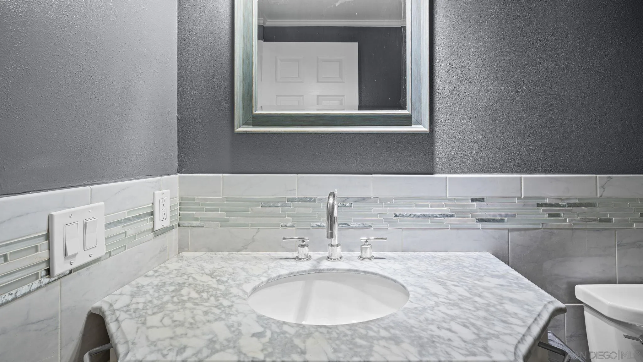 https://cdn.realtyfeed.com/cdn/127/260012092/717dd641d40e1ef48569b77c5fb62ca7.webp