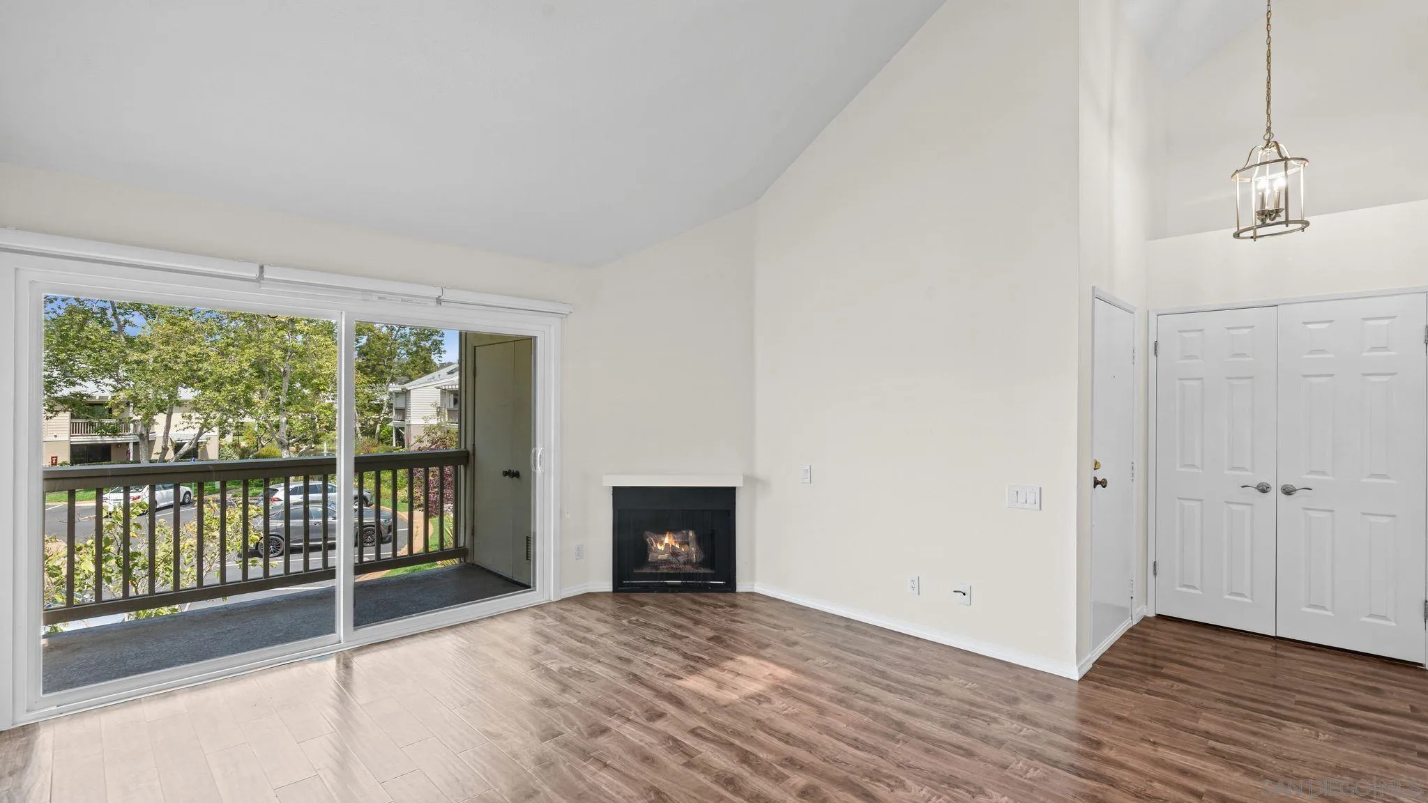 https://cdn.realtyfeed.com/cdn/127/260012092/7b37be52a2e07b5e59f869f00917c3c3.webp