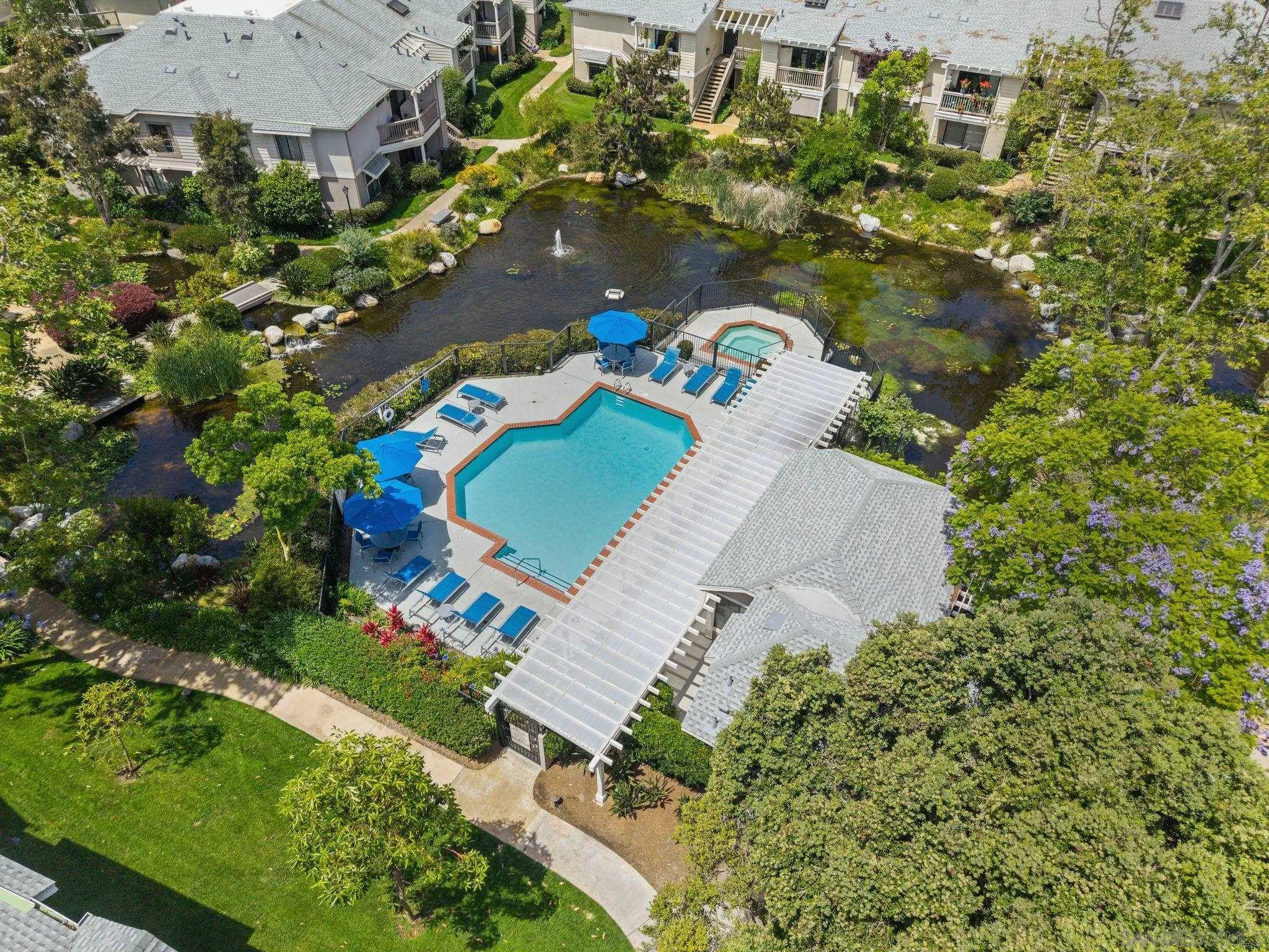 https://cdn.realtyfeed.com/cdn/127/260012092/c63bd4086680ec554fc17dc979200b69.webp