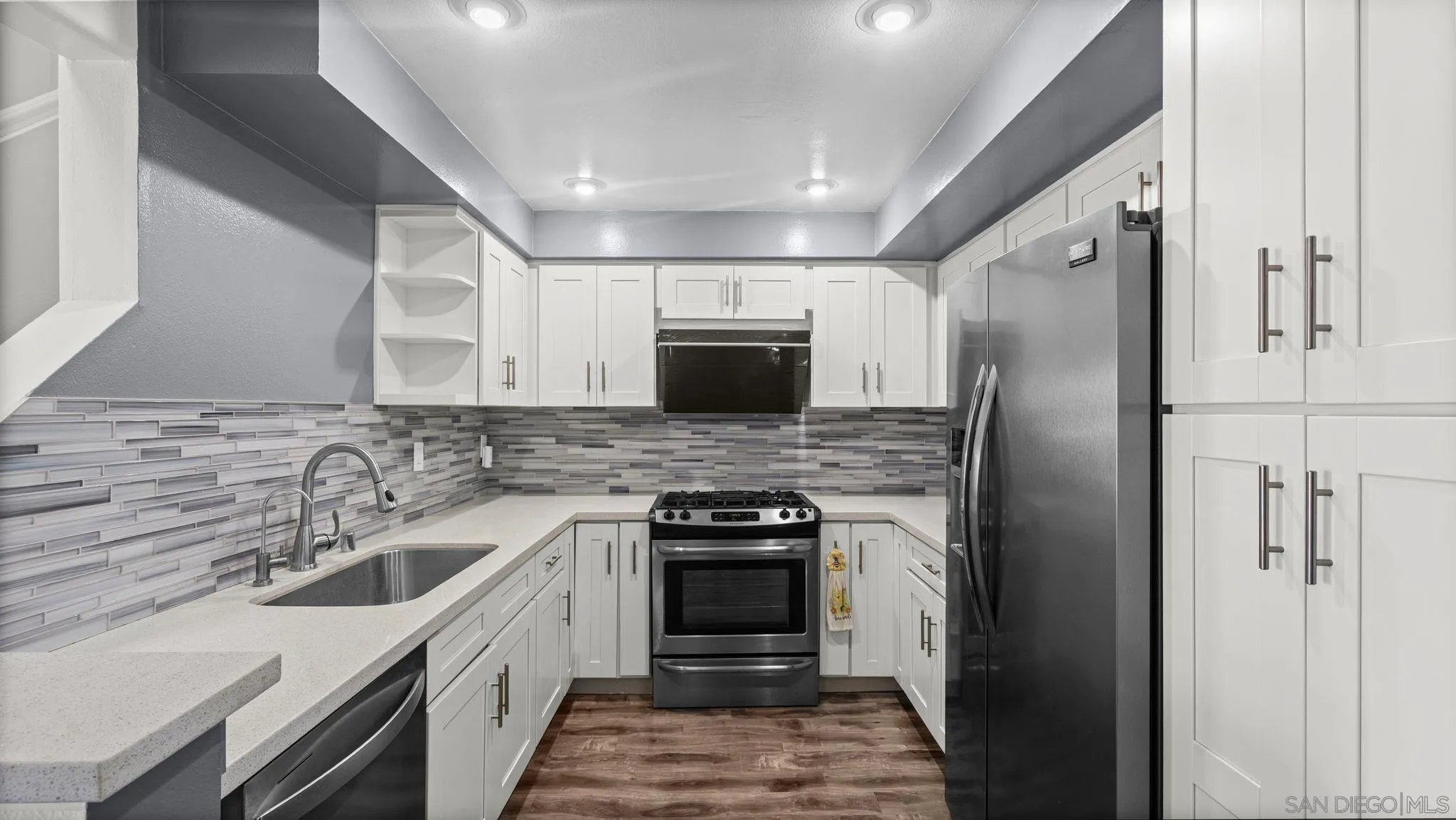 https://cdn.realtyfeed.com/cdn/127/260012092/d4a74ff805e70c3a028e9fa52d5ba39b.webp