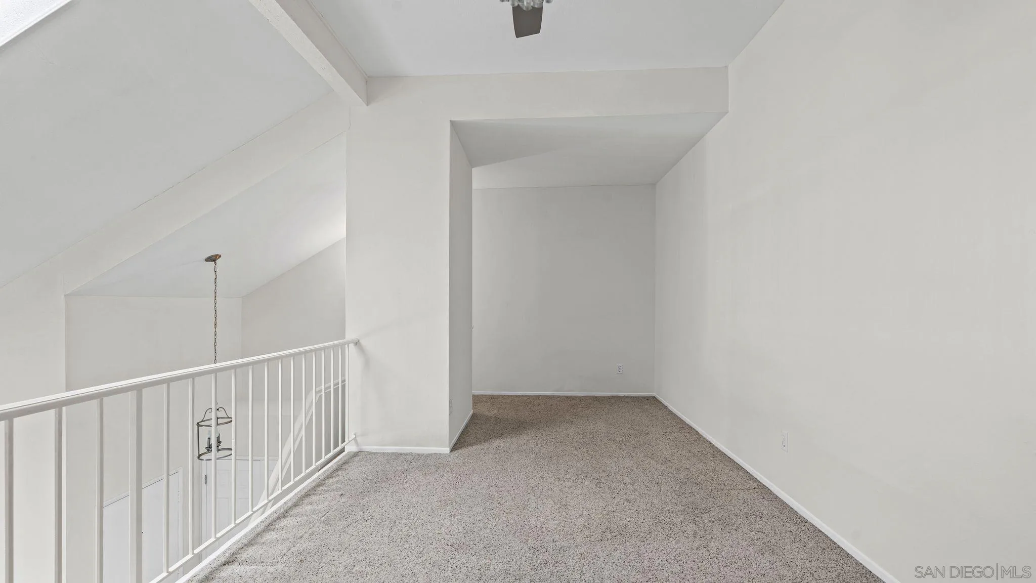 https://cdn.realtyfeed.com/cdn/127/260012092/e2c7284303e32e8ae401b194db3c6316.webp