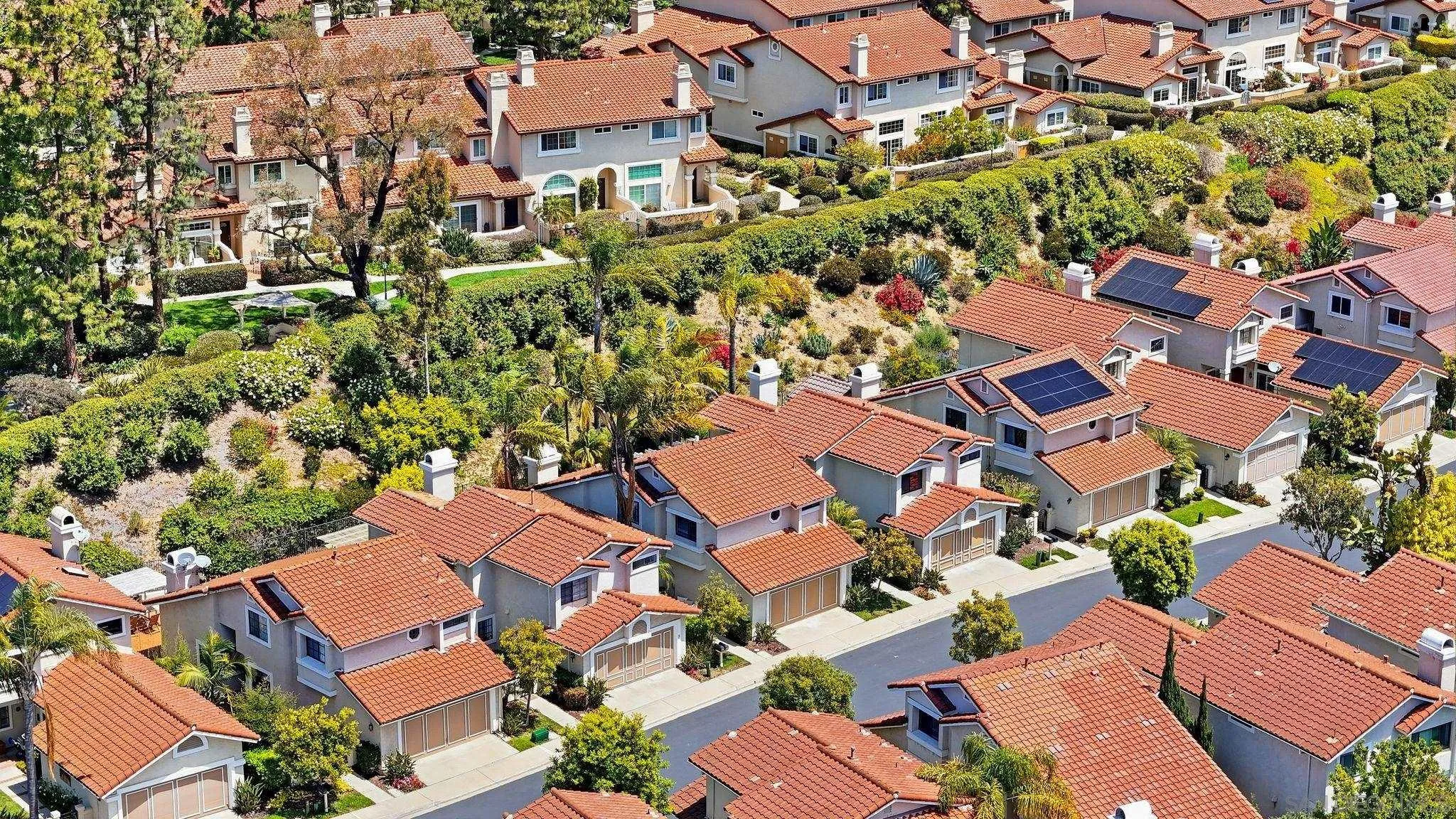 https://cdn.realtyfeed.com/cdn/127/260012100/6fe0eb5d7cd30177d12f8b5cb643974f.webp