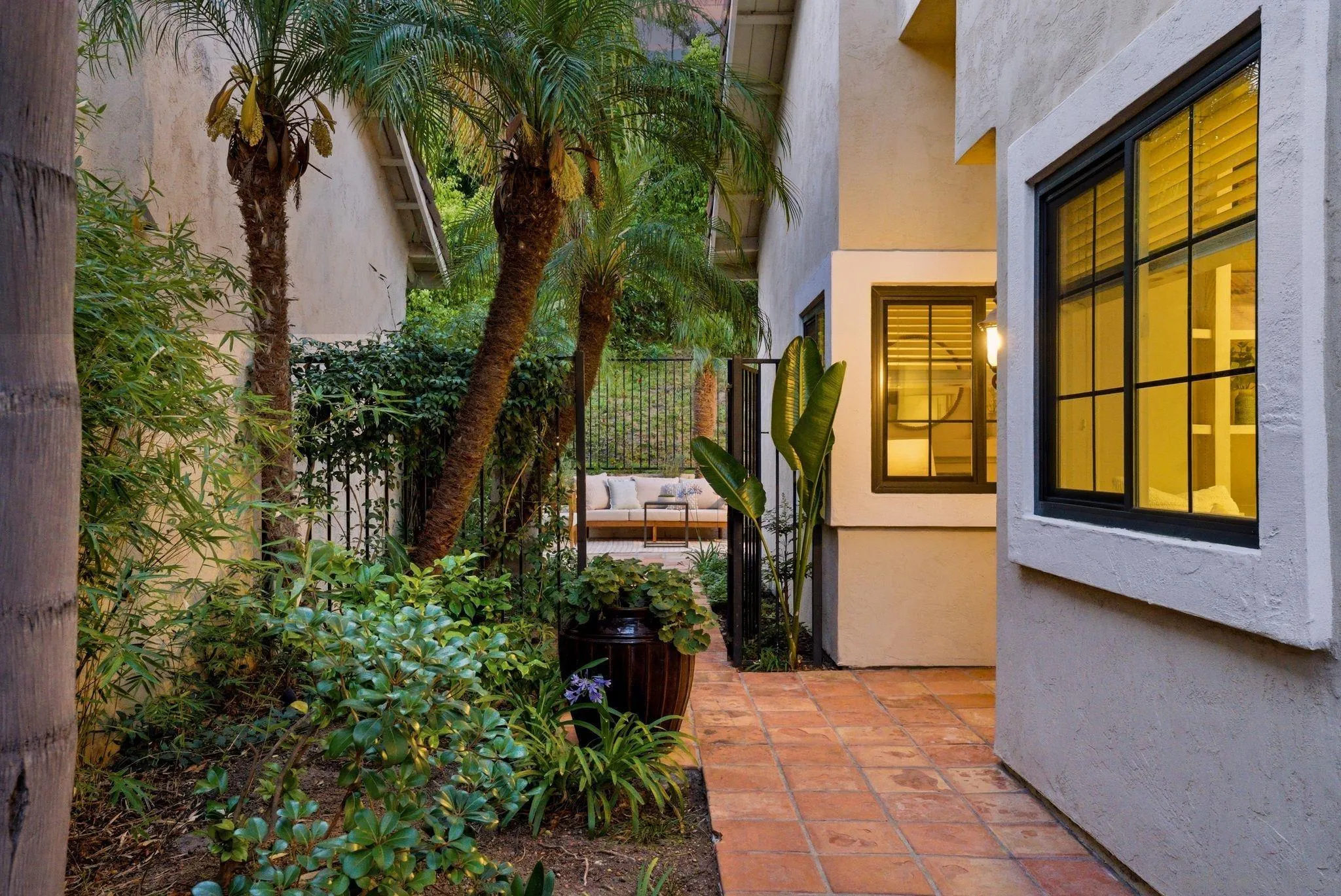 https://cdn.realtyfeed.com/cdn/127/260012100/7fe8fea661c59a2912e6aa4f1f7d995d.webp