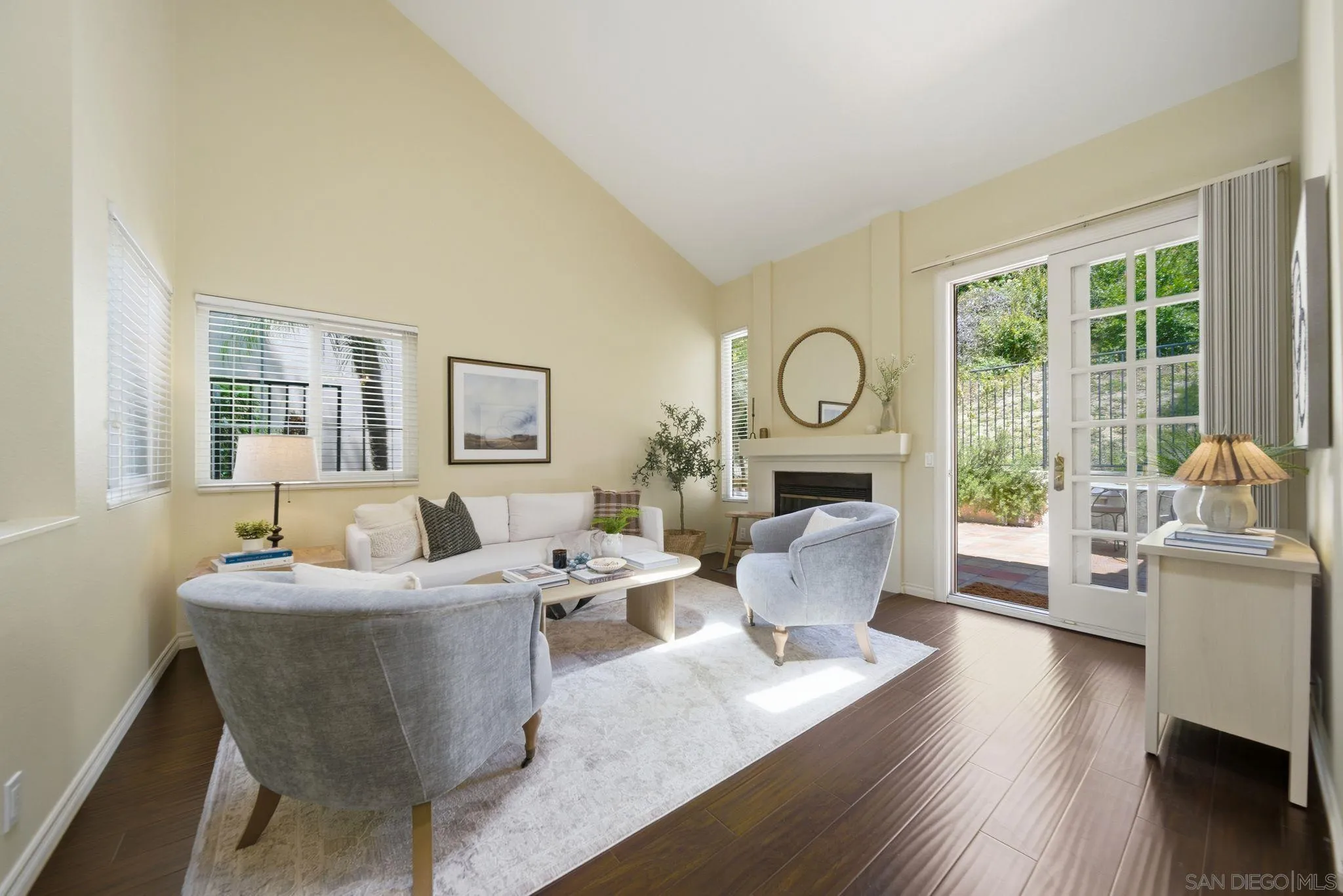 https://cdn.realtyfeed.com/cdn/127/260012100/8b8291c49c005518ac3f0d37846c4e2c.webp