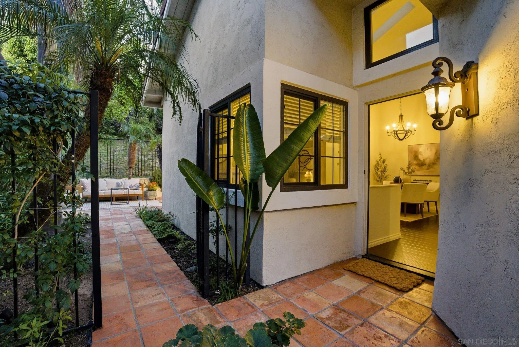 https://cdn.realtyfeed.com/cdn/127/260012100/d2e33645dab7cf1a325ebb5d4ae238ad.webp