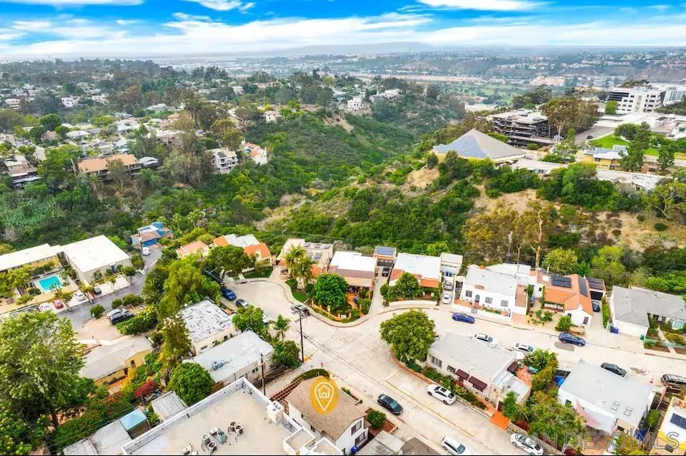 https://cdn.realtyfeed.com/cdn/127/260012102/32e198bac589b908585a869bbbd1dc22.webp