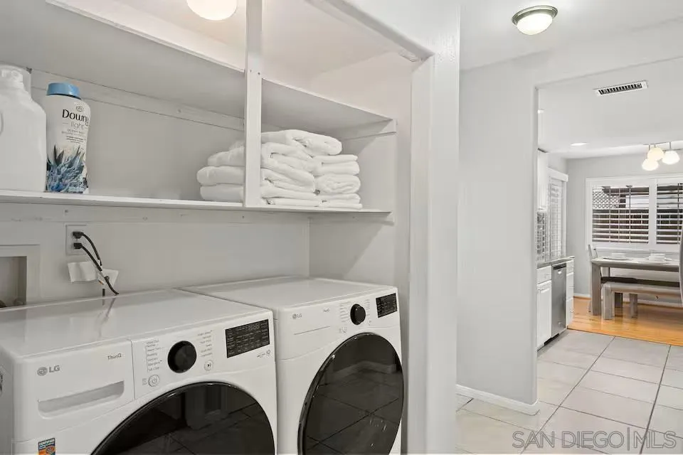 https://cdn.realtyfeed.com/cdn/127/260012102/d19f0d77a43049c7d2a7f7b820d1937f.webp