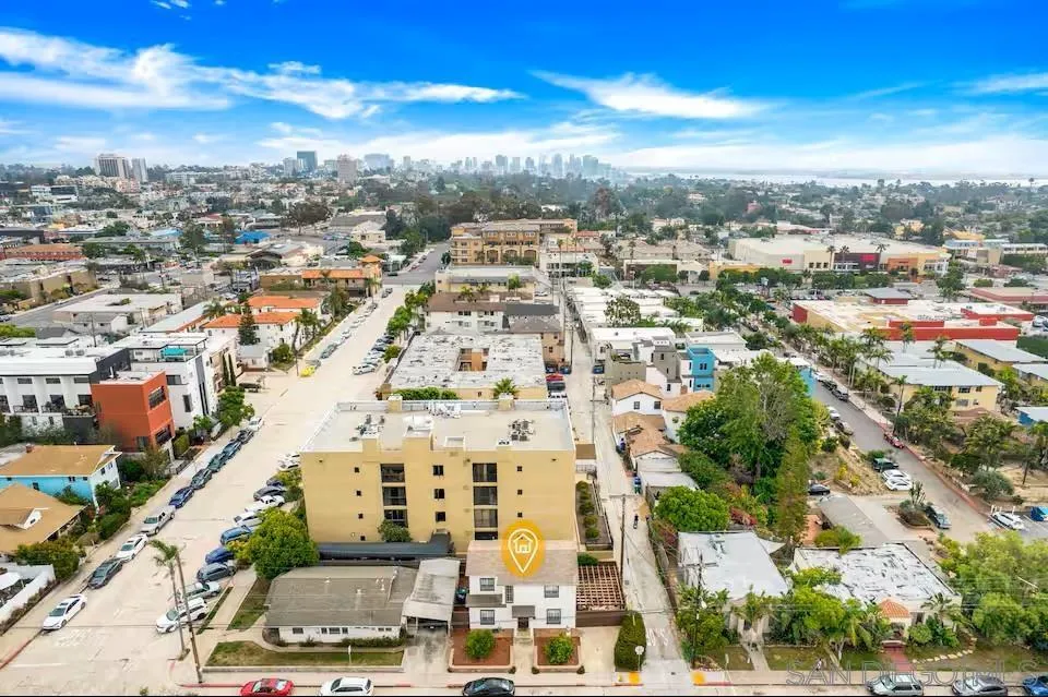 https://cdn.realtyfeed.com/cdn/127/260012102/e0afbdcbabfa6f004d7c1936244cffe5.webp