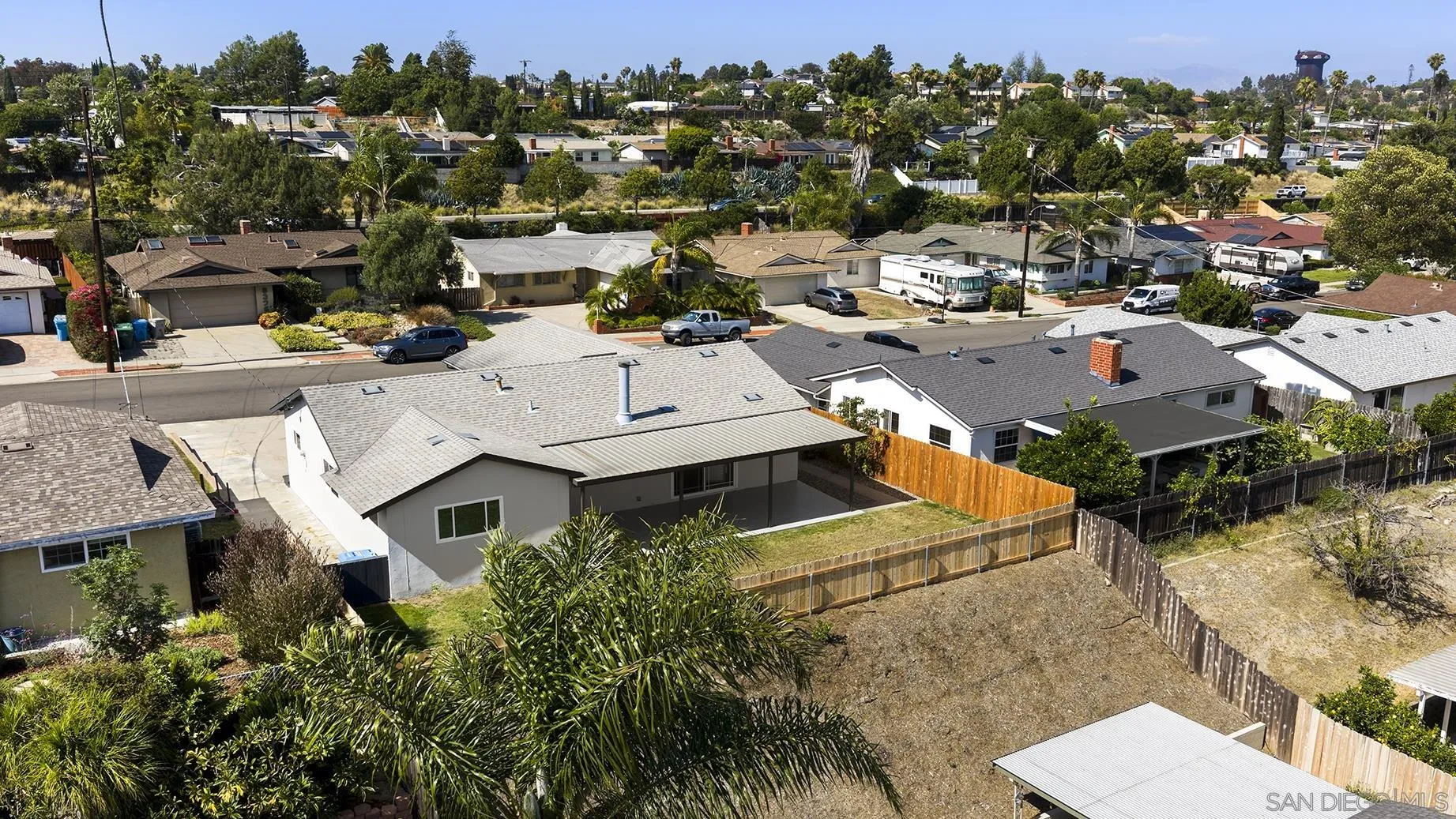 https://cdn.realtyfeed.com/cdn/127/260012104/4e6c2246e49c89d28b5ad2ffaa93c5a0.webp
